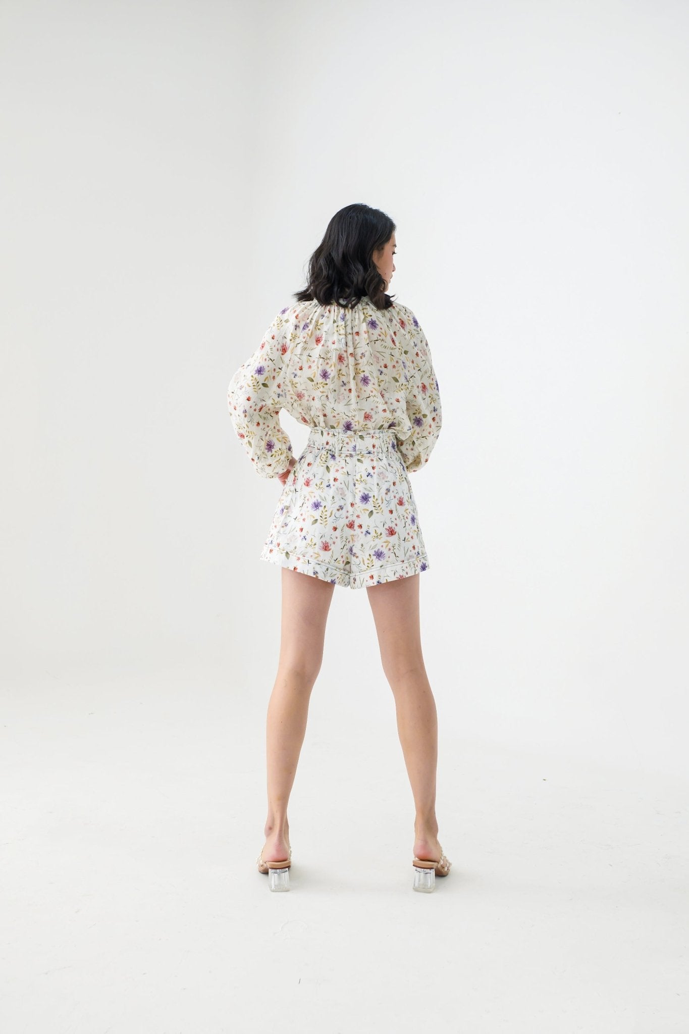 Eliora White Flora Prints Shorts - Nimisski