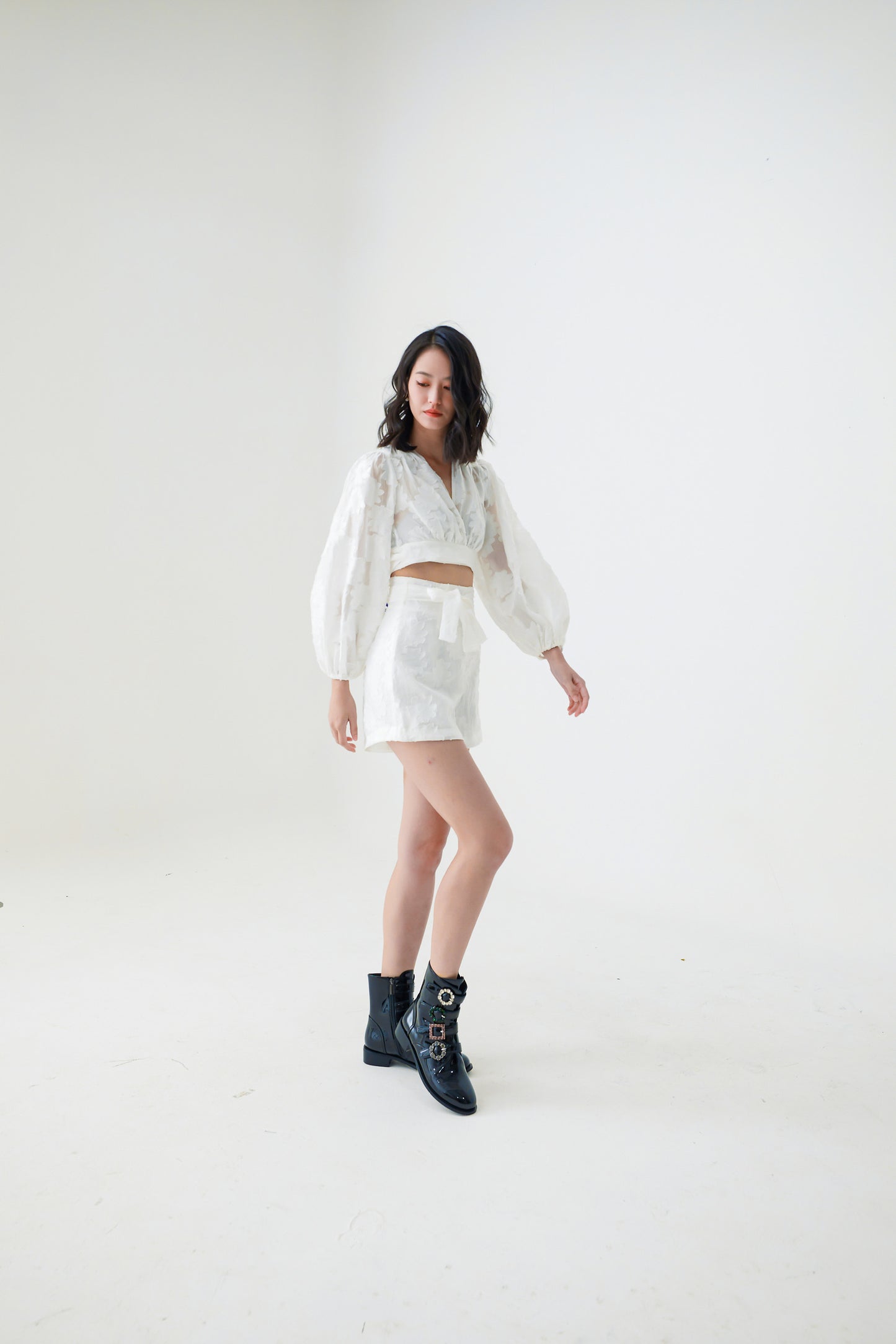 Evalyn Jacquard Shorts White
