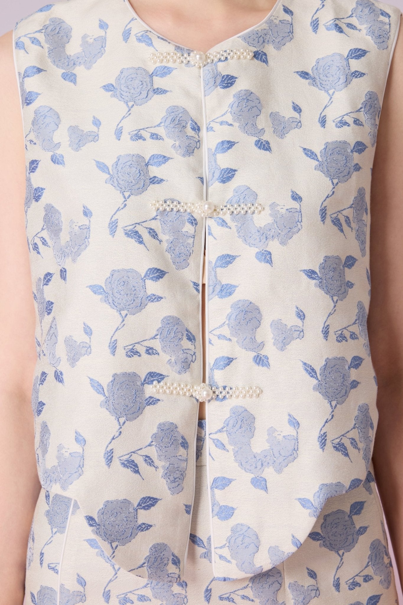Jewel White With Rose Print Modern Cheongsam Vest - Nimisski