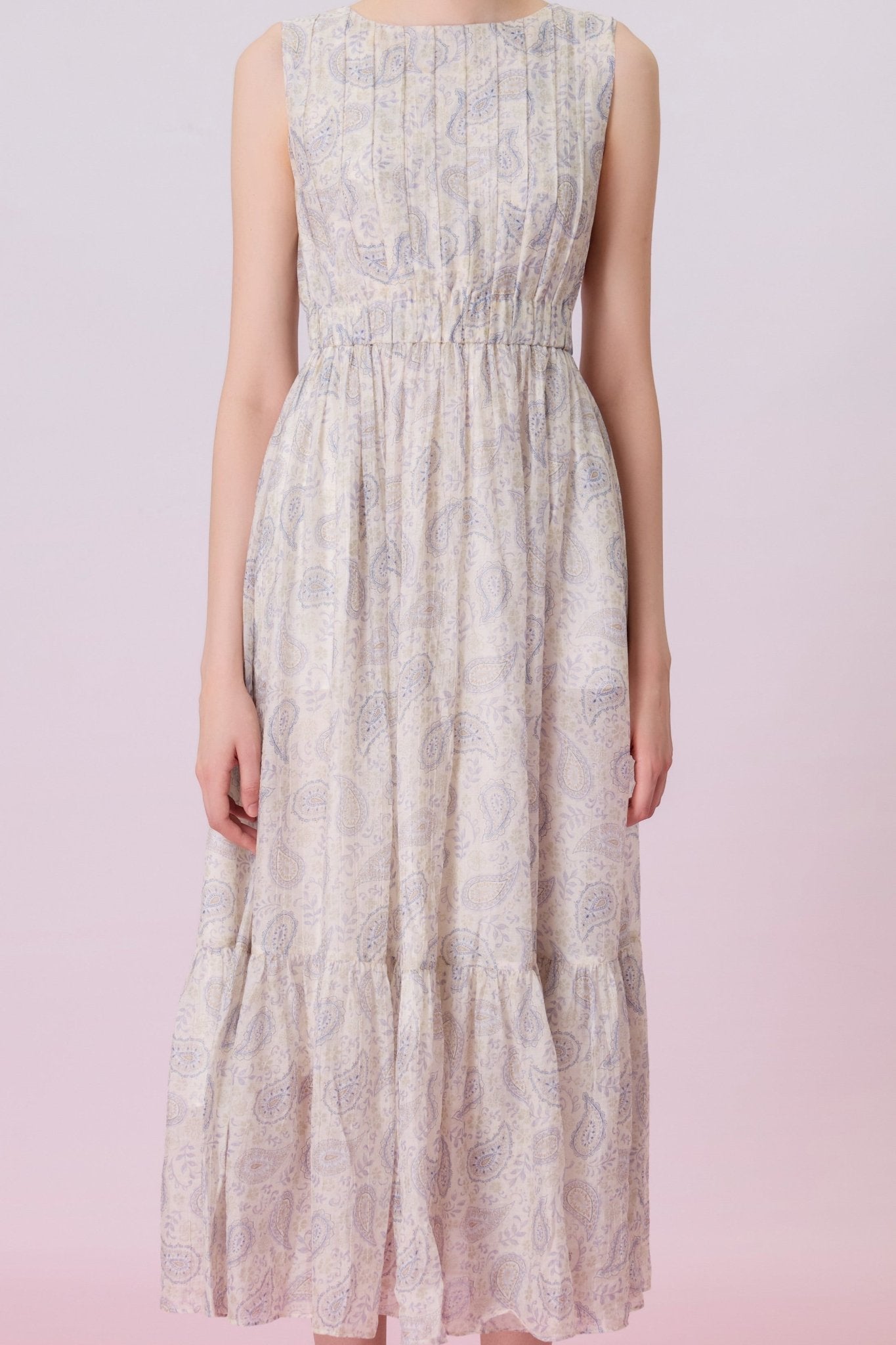 Kinsleigh Light Blue Paisley Print In White Maxi Dress - Nimisski