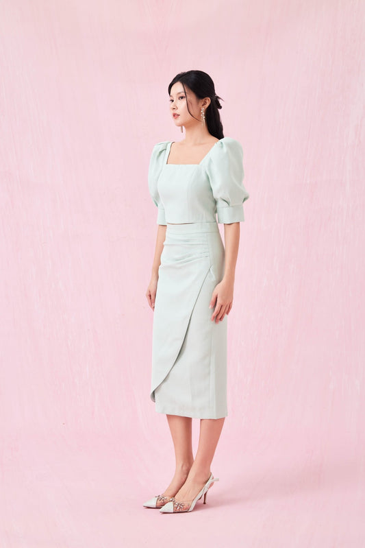 Gilian Light Green Midi Skirt With Slit - Nimisski