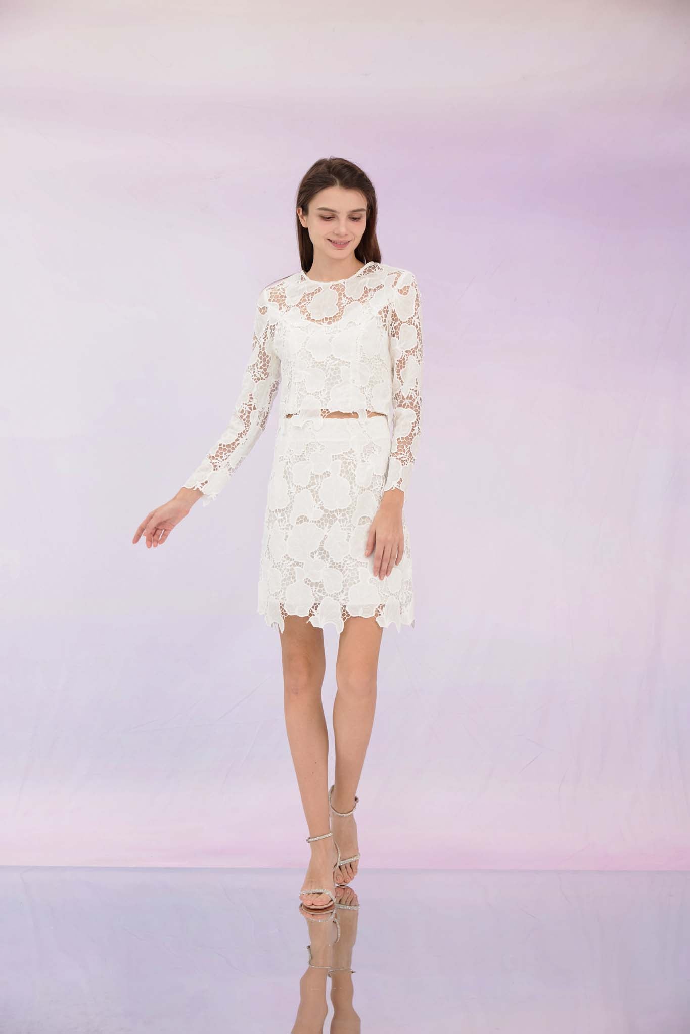 Glenette White Flower Lace Skirt