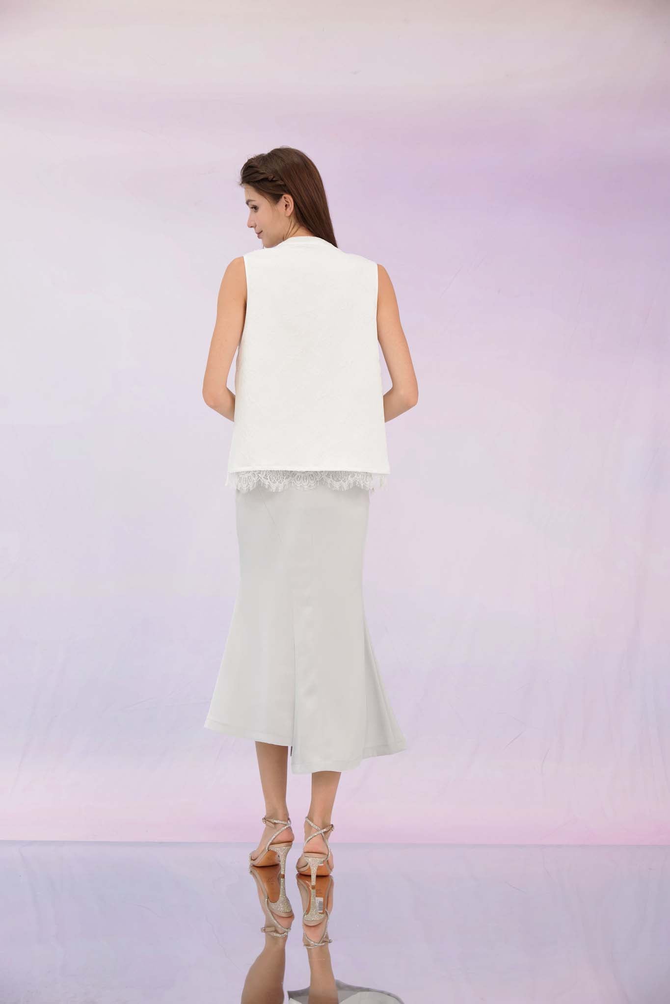 Gelilia White Mandarin Collar Top