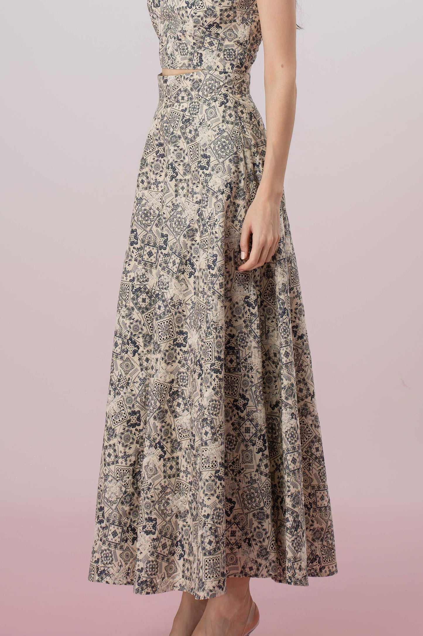 Geah Navy Print In White A-Line Skirt