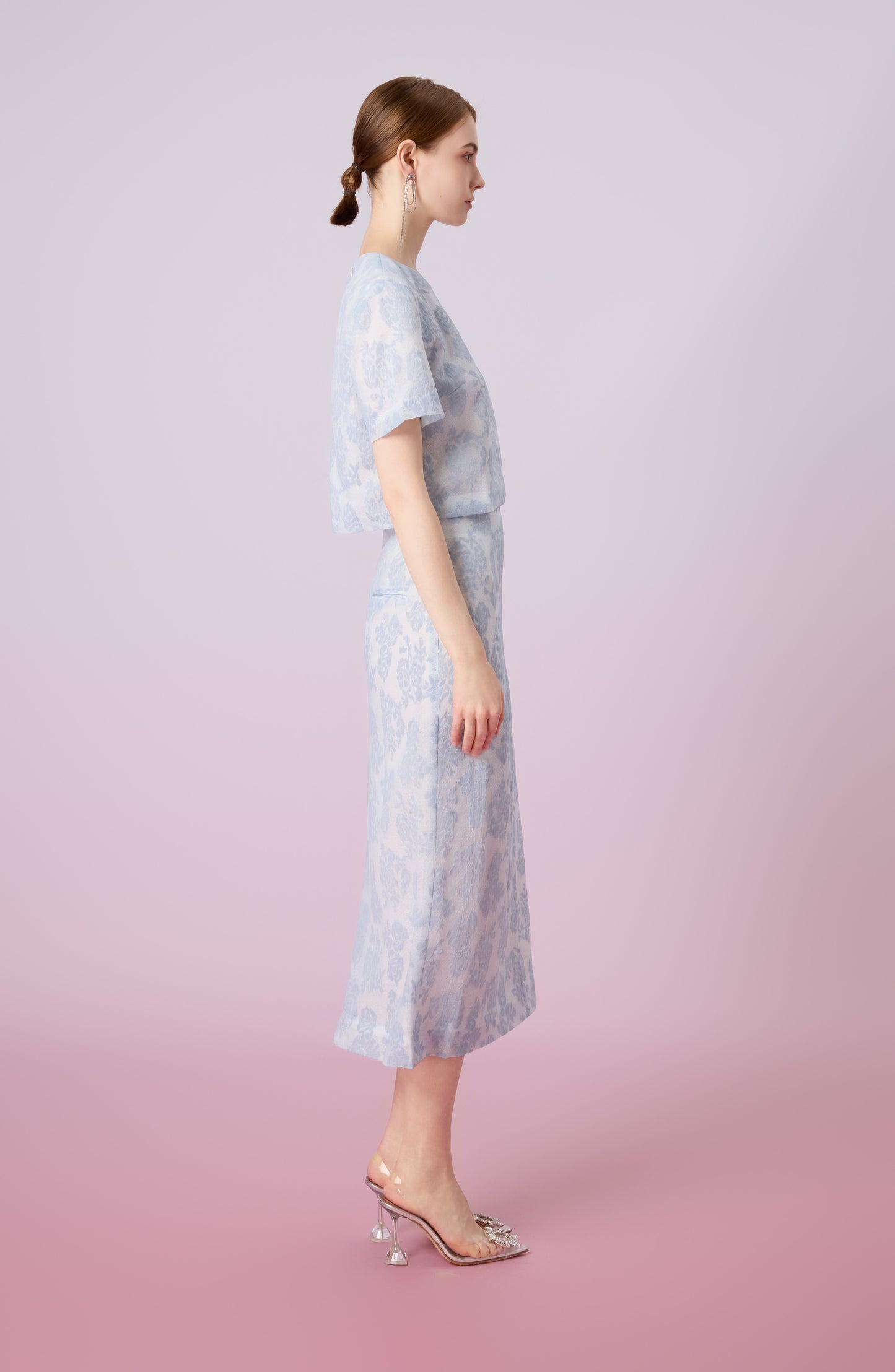 Gaylla Light Blue Rose Print Short Sleeve Top