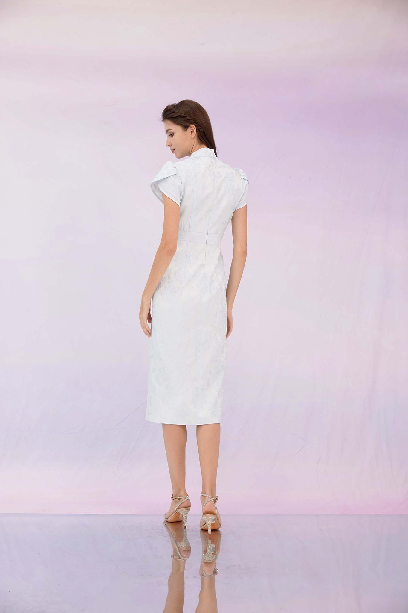 Gezelle Light Blue Cheongsam Dress