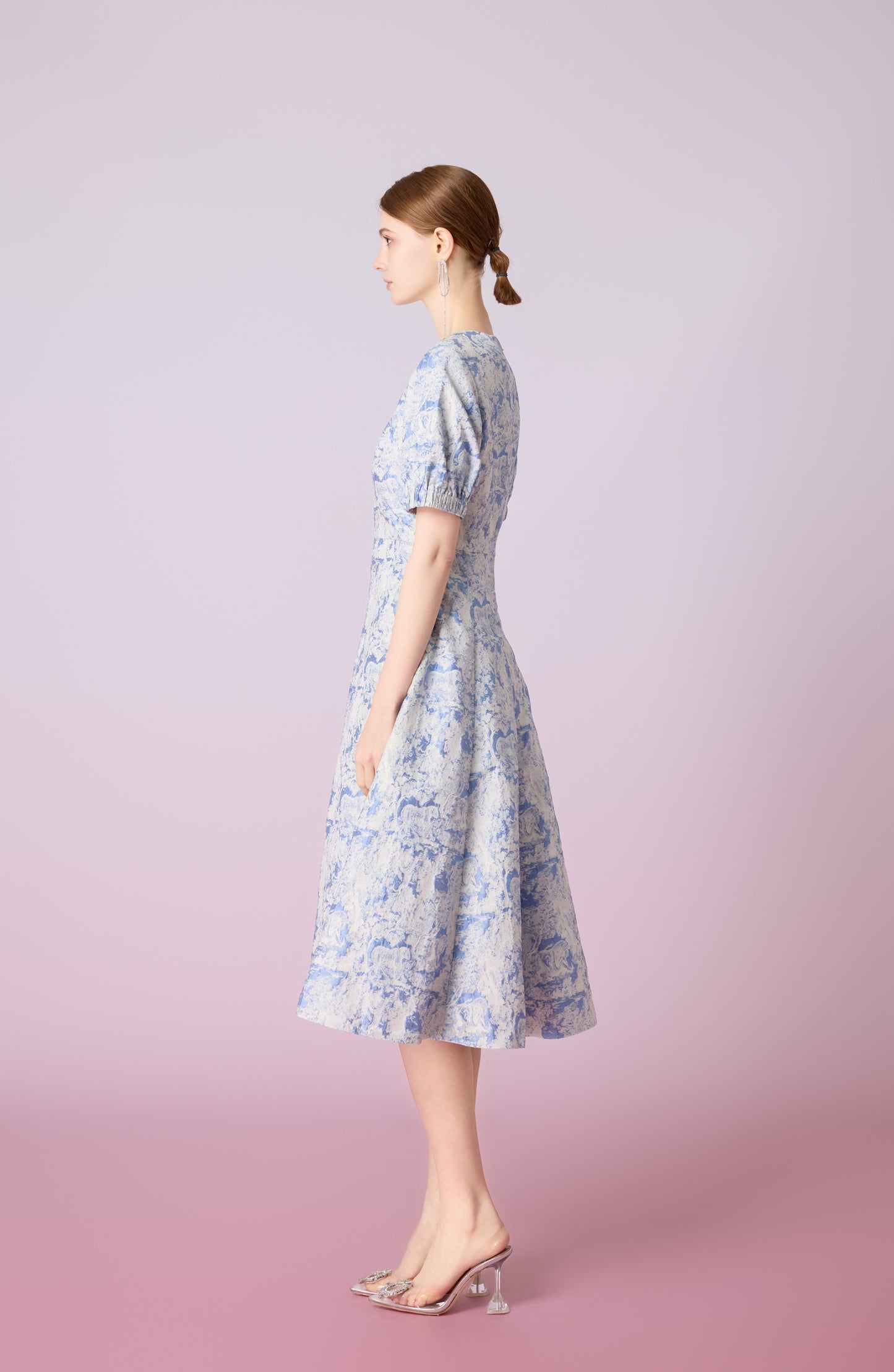 Joleen White Animal Print In Blue Midi Dress