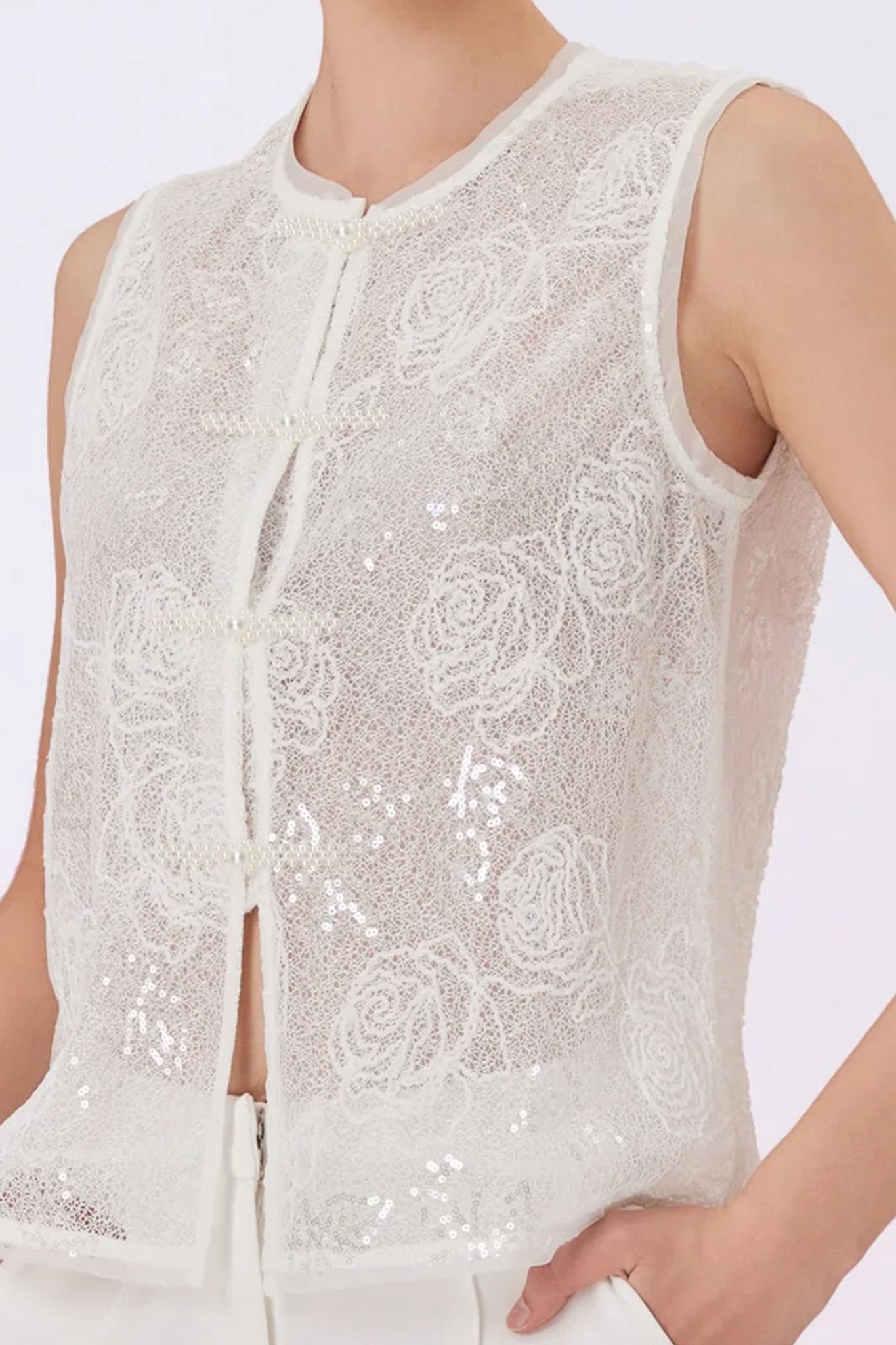 Gavi White Rose Lace Sleeveless Top - Nimisski