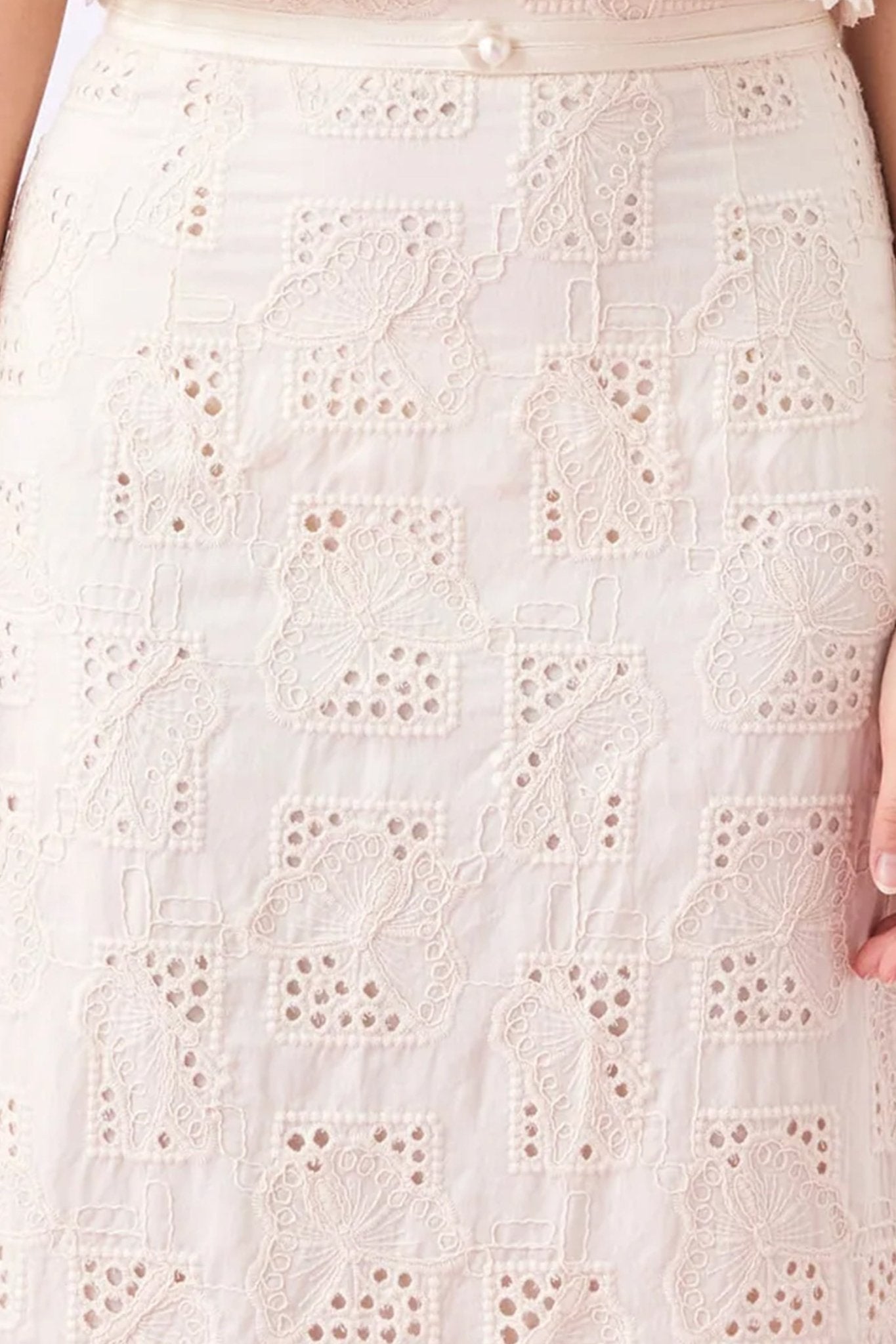 Giliana Cream Lace Pencil Skirt - Nimisski