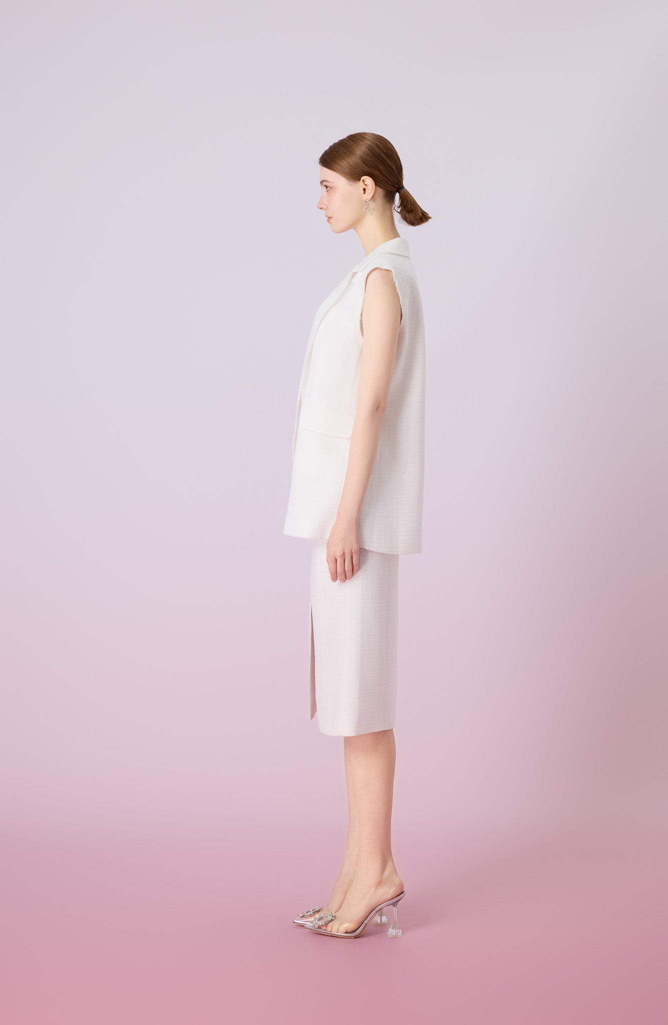 Jacqlyn White Tweed Sleeveless Blazer