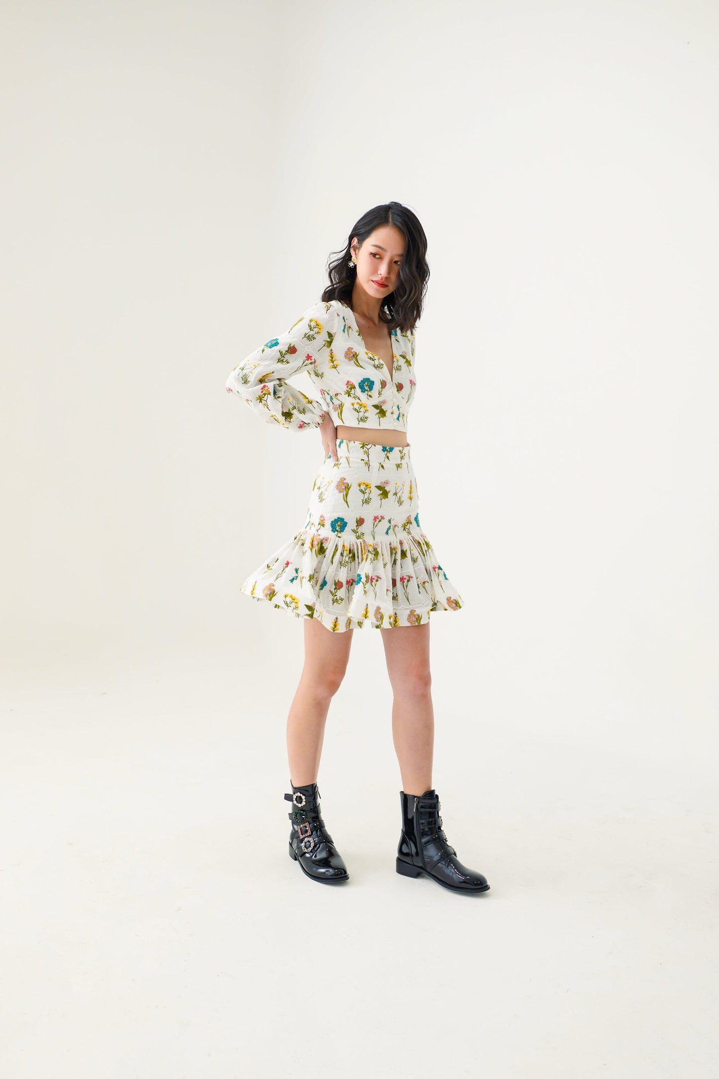Estela White Floral Embroidery Top