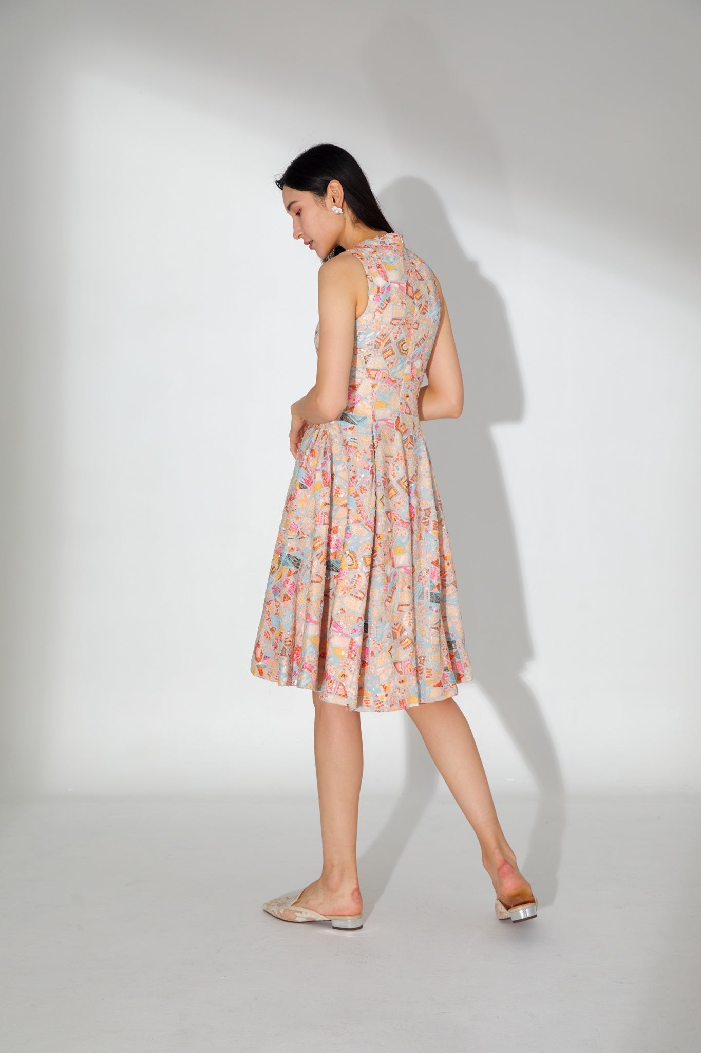 Freida Sleeveless Sequin Cheongsam - Nimisski