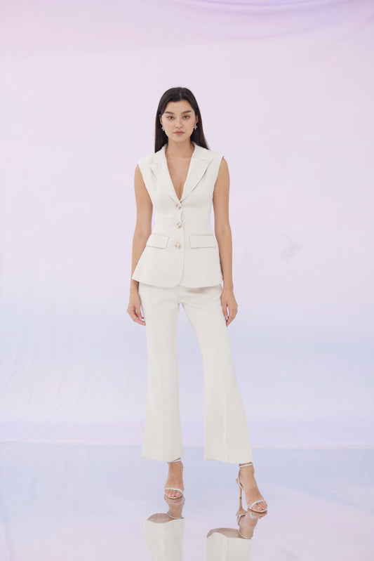 Emmalyn Beige 3 Buttons Sleeveless Jacket