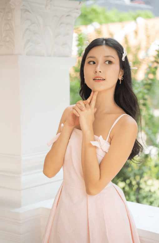 Enchant Your Big Day: Fantasy Wedding and Maid Dress Inspiration by Nimisski - Nimisski