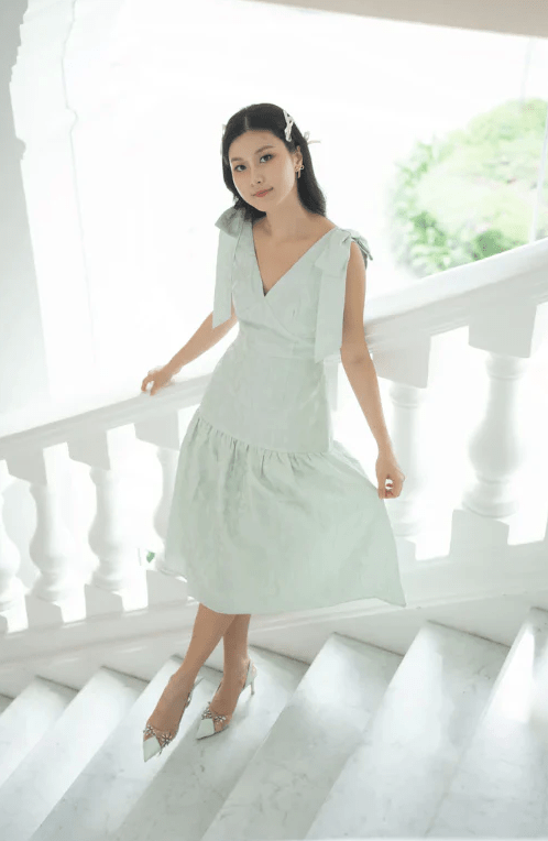 Shine at Every Wedding with Nimisski’s Radiant Wedding Party Outfits: Elegant Styles for Singapore’s Fashion-Savvy Guests - Nimisski