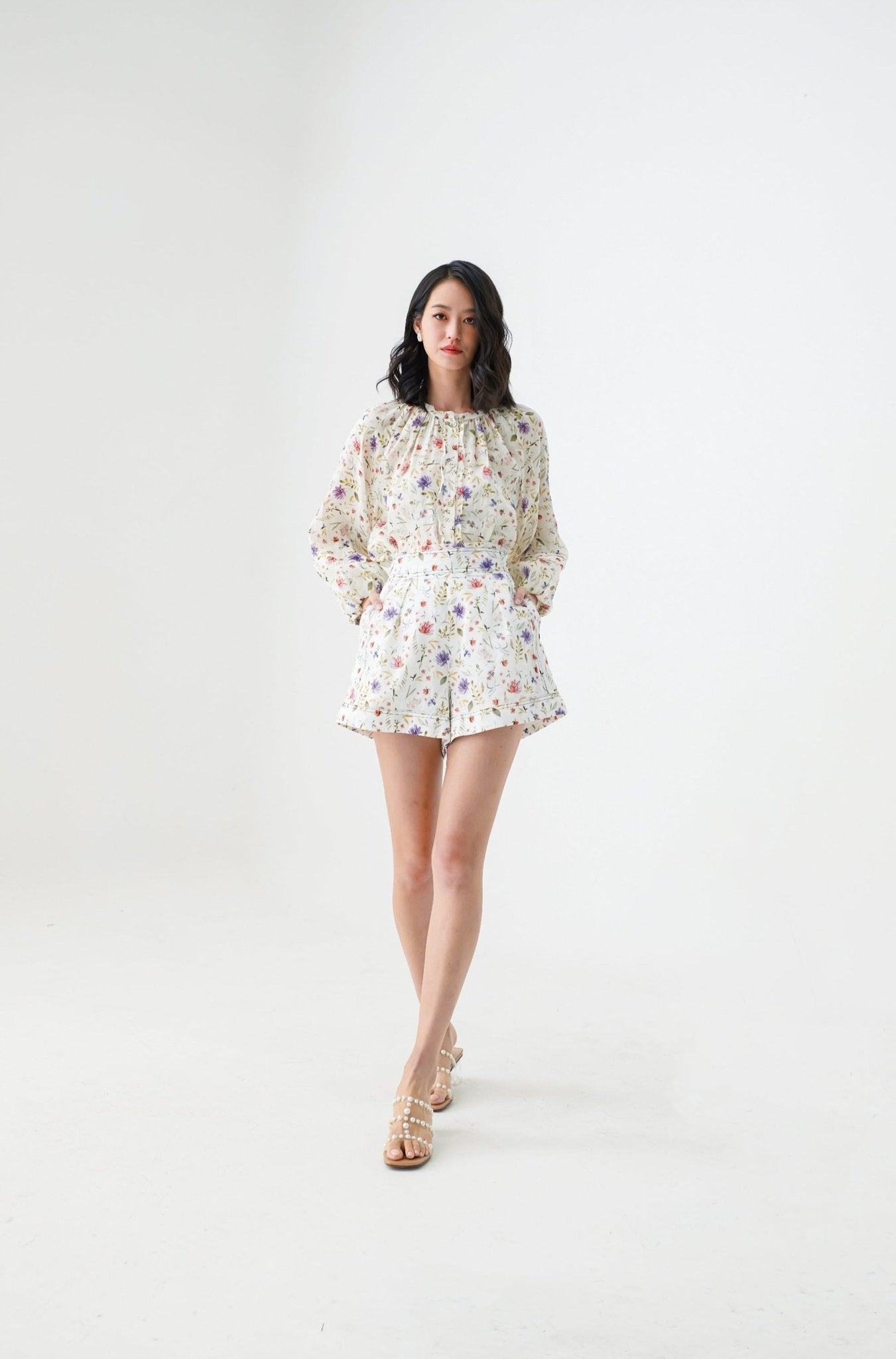 Eliora White Flora Prints Shorts - Nimisski
