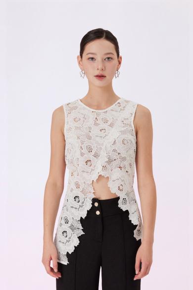 Gena White Rose Lace Sleeveless Top