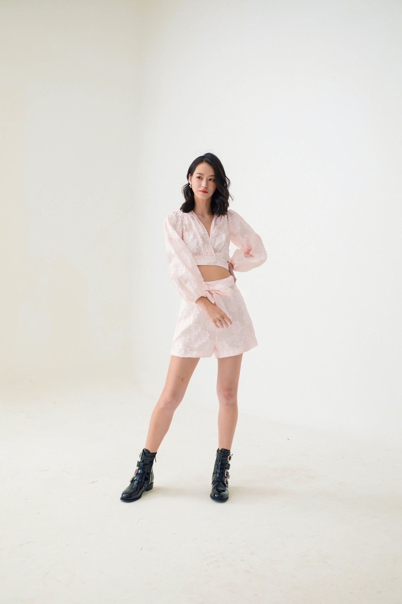 Evalyn Jacquard Shorts Pink - Nimisski