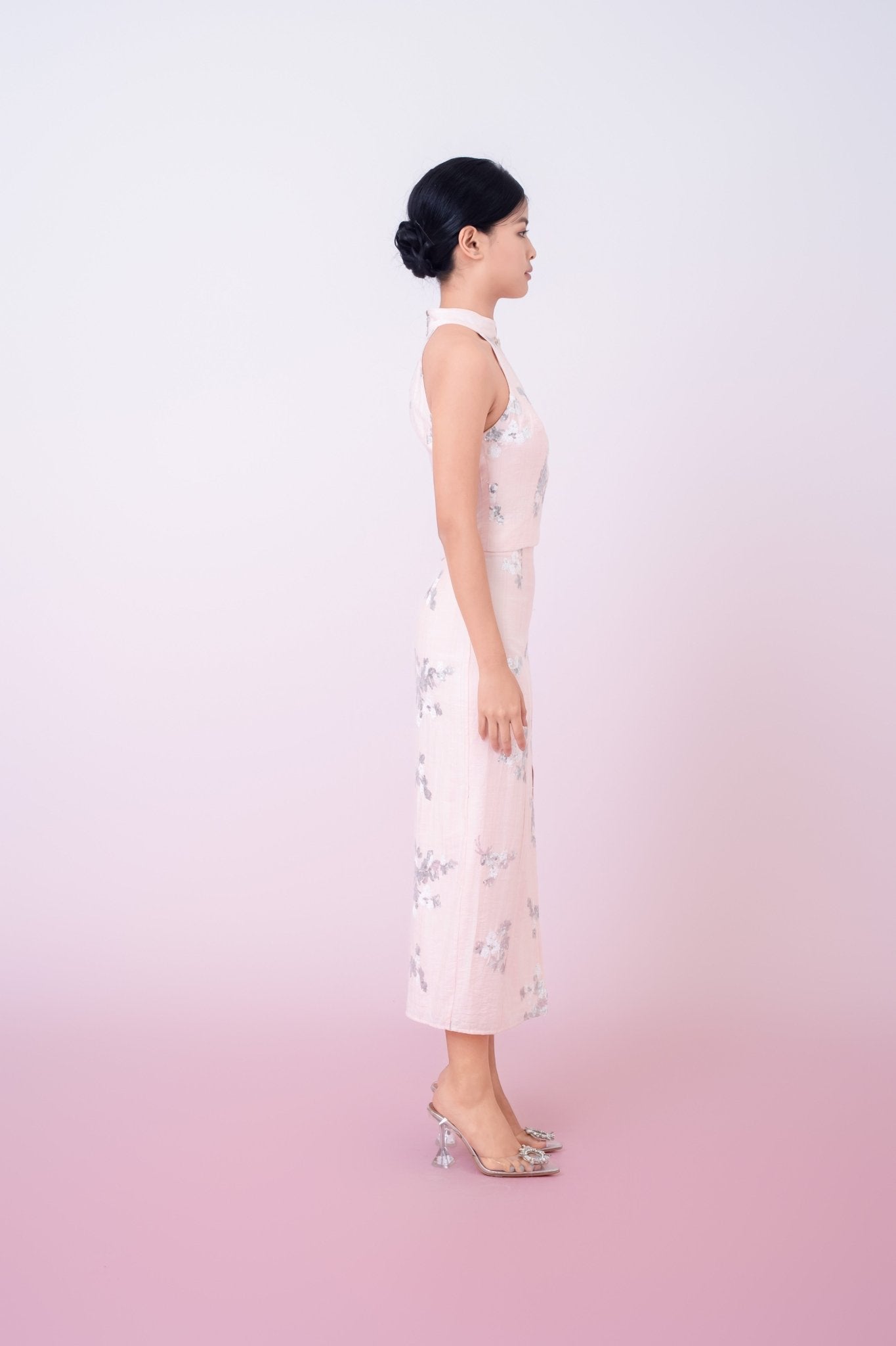 Gilana Light Pink With Sequins Halter Top - Nimisski