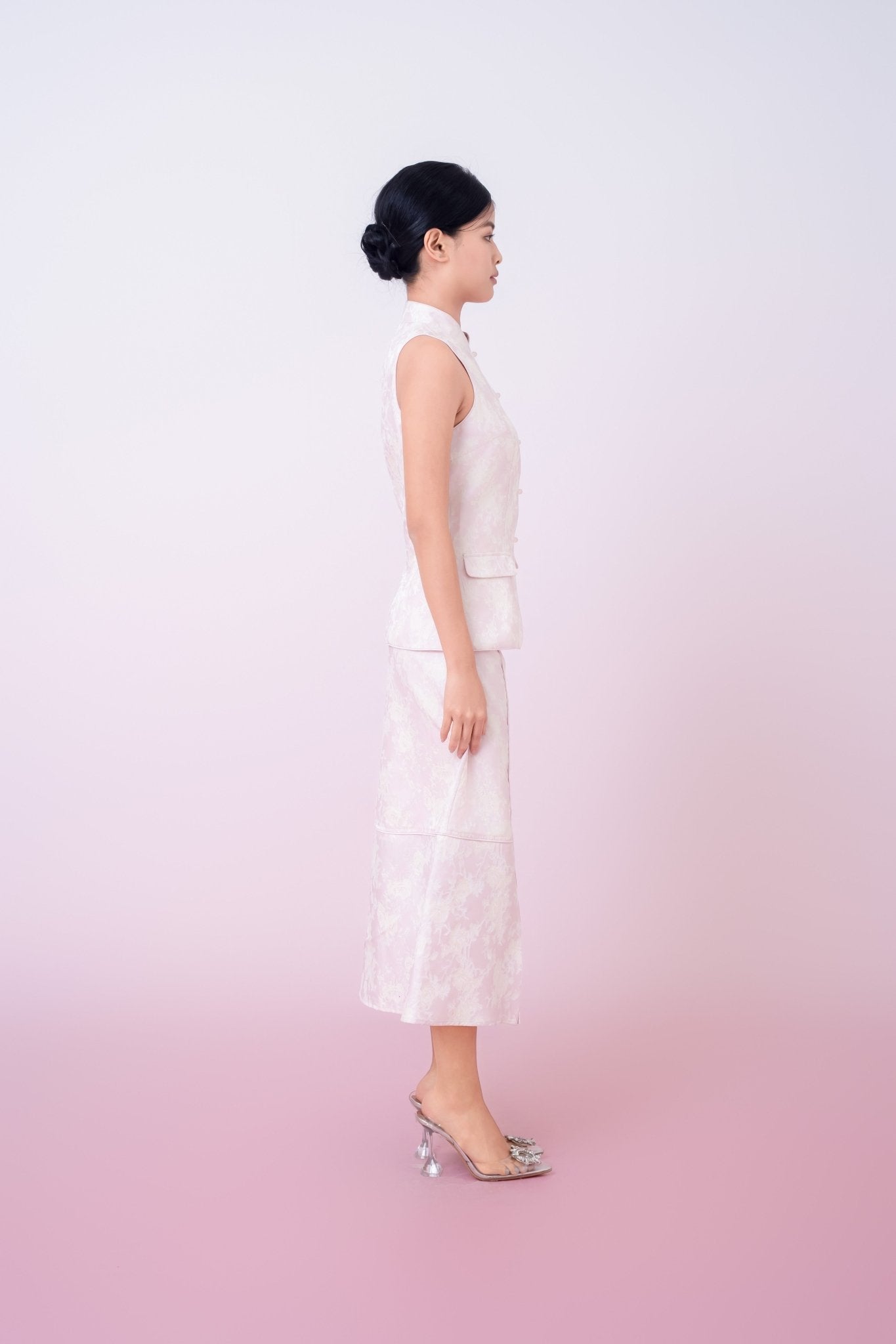 Joela Light Pink Jacquard With Cream Floral Cheongsam Top - Nimisski