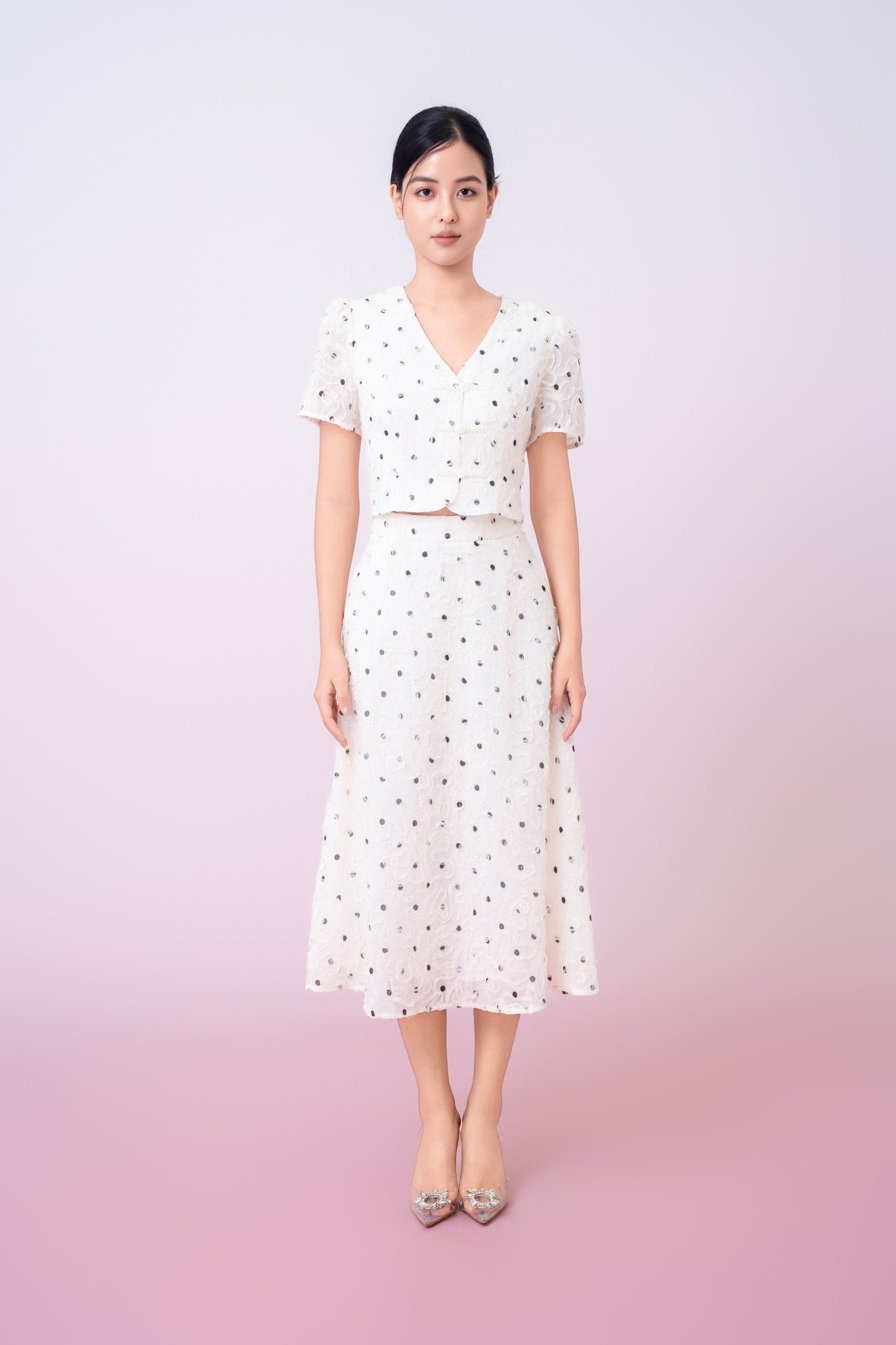 Joellyn White Embroidered V - Neck Short - Sleeve Top - Nimisski