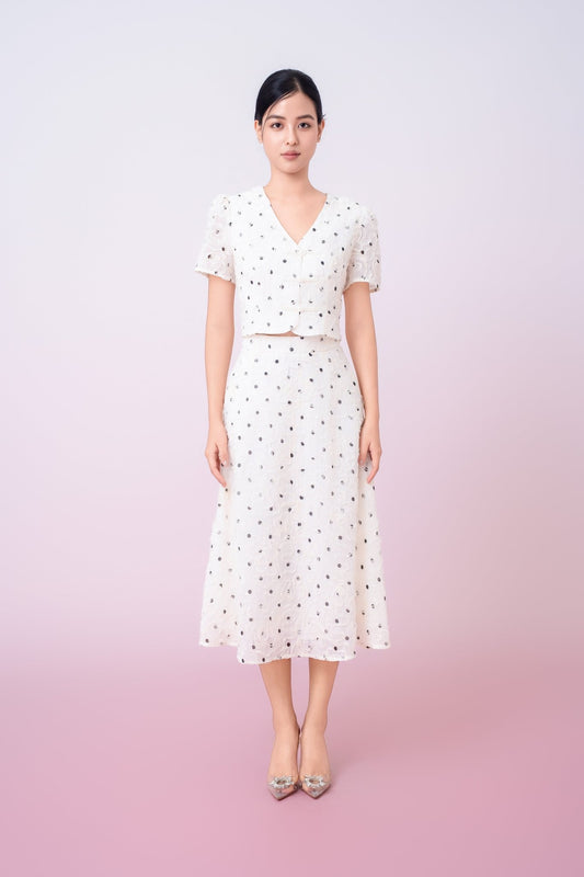 Joellyn White Embroidered V - Neck Short - Sleeve Top - Nimisski