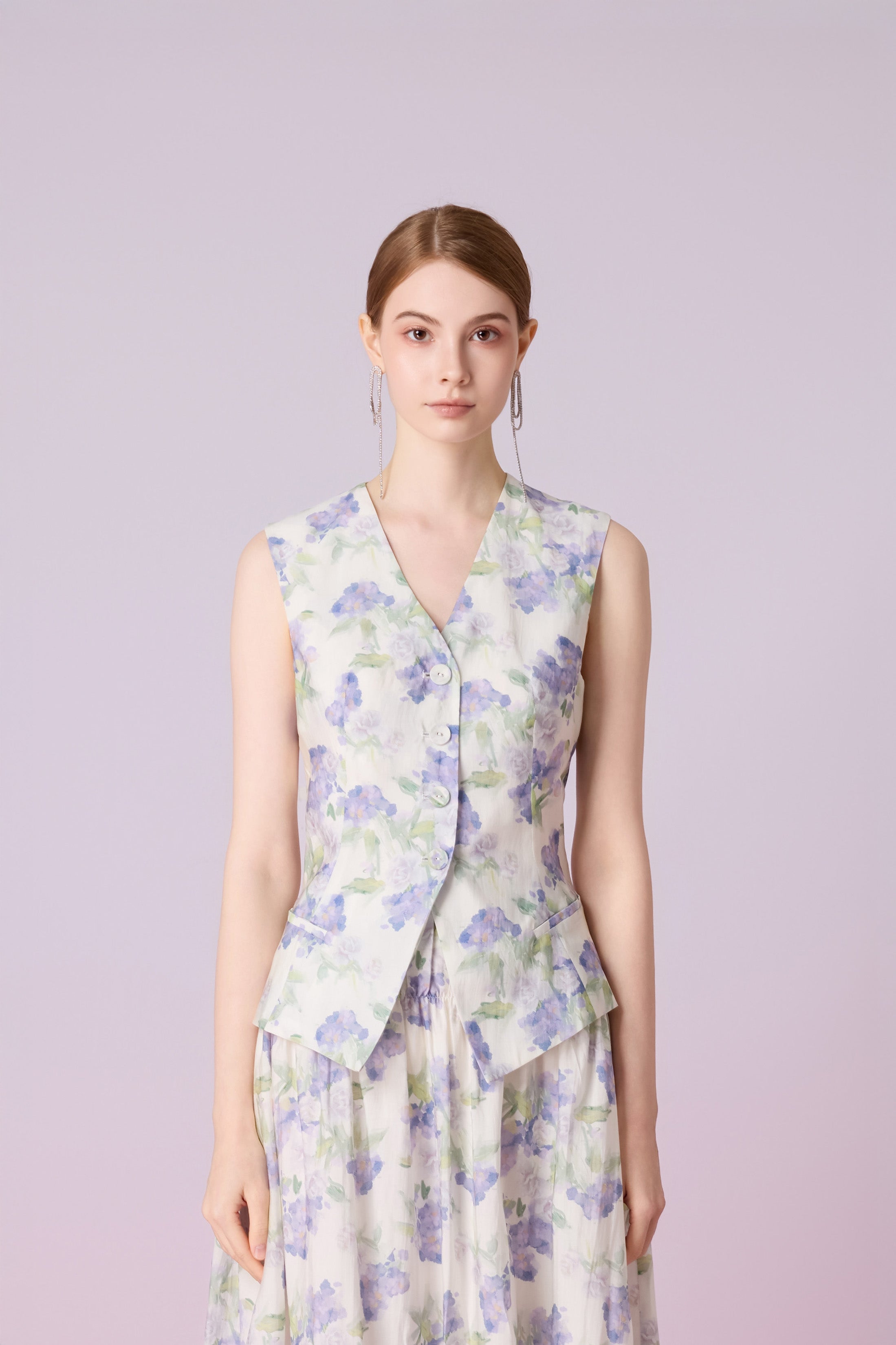 Jaculine White With Purple Flower Print Vest