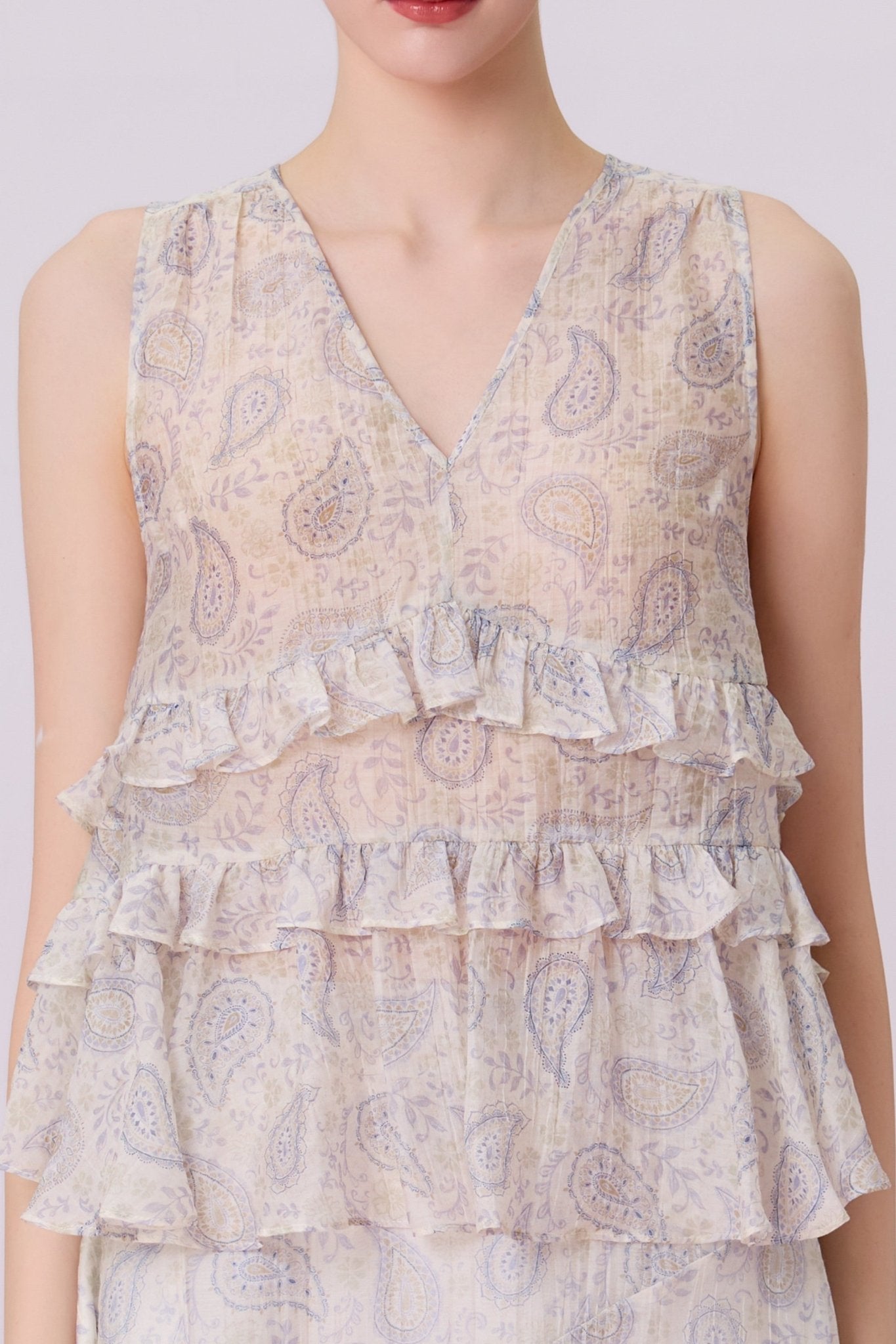 Kyleigh Light Blue Paisley Print In White Top - Nimisski
