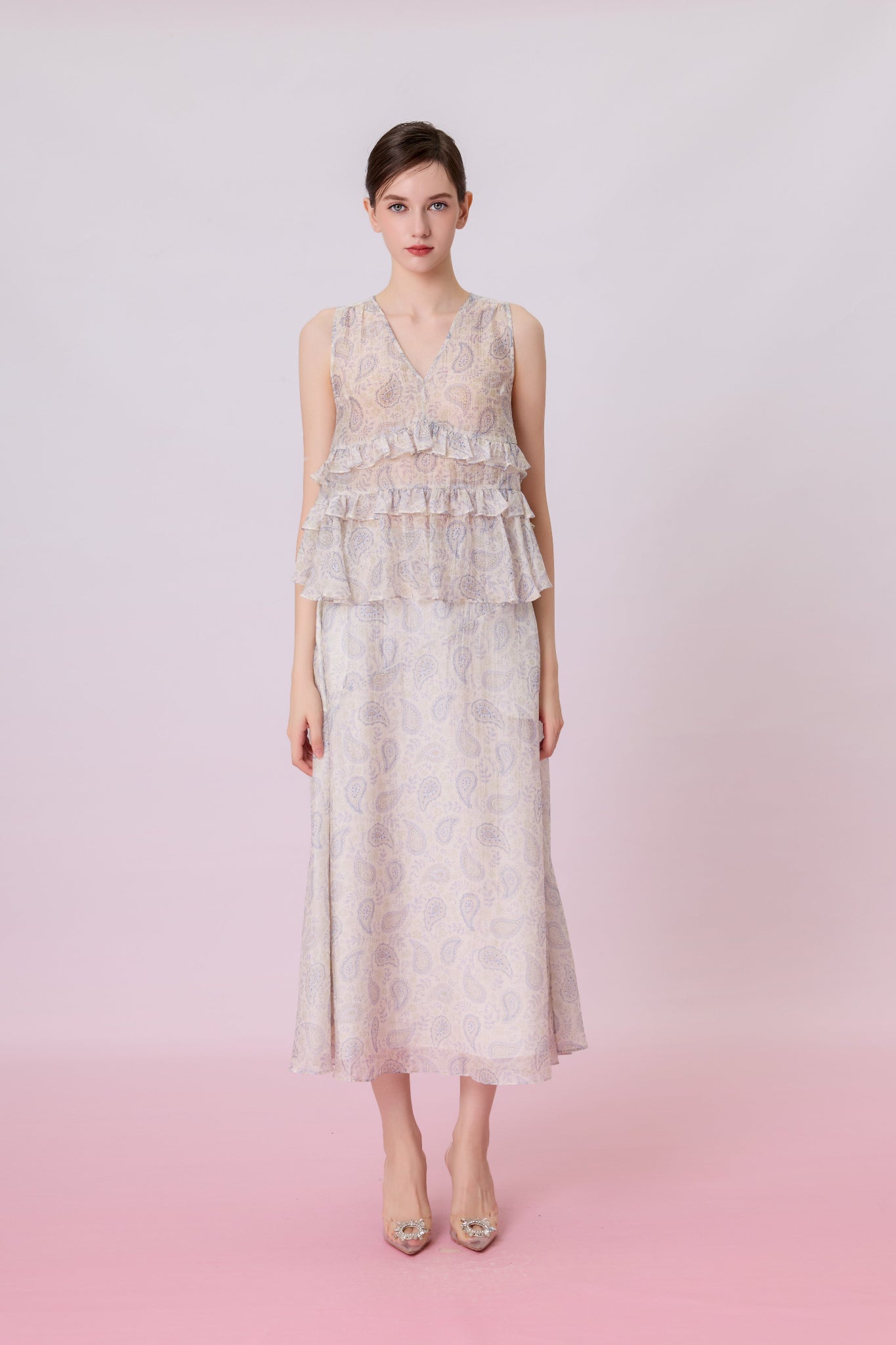 Kyleigh Light Blue Paisley Print In White A-line Maxi Skirt - Nimisski