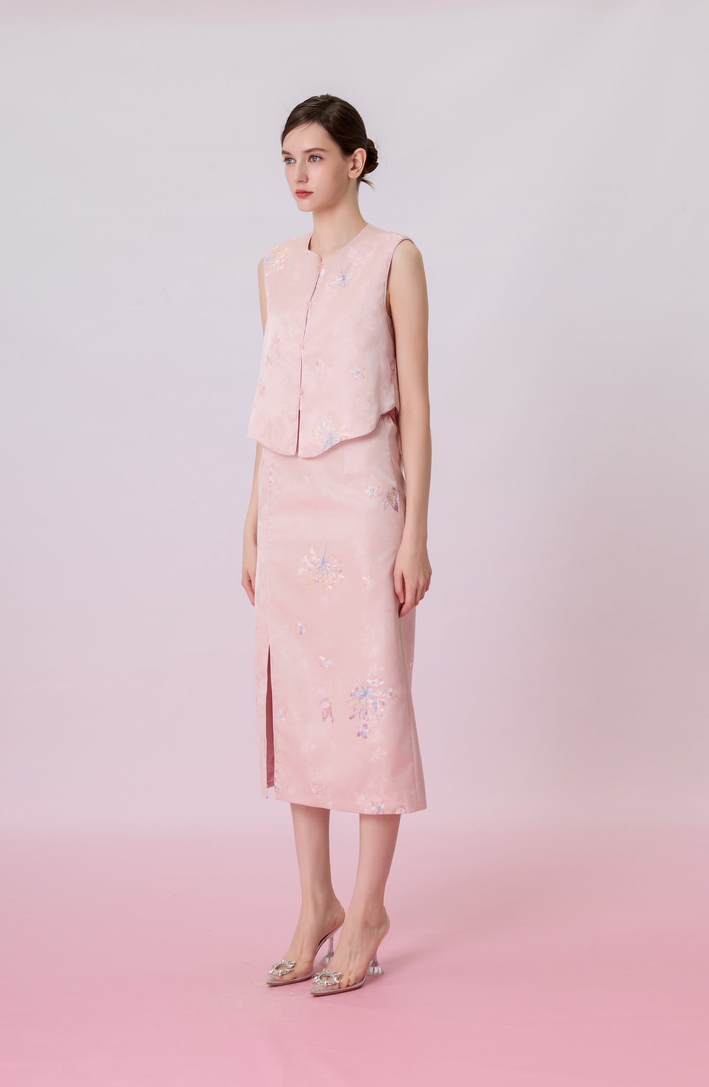 Jewel Blush Pink With Embroidery Modern Cheongsam Vest
