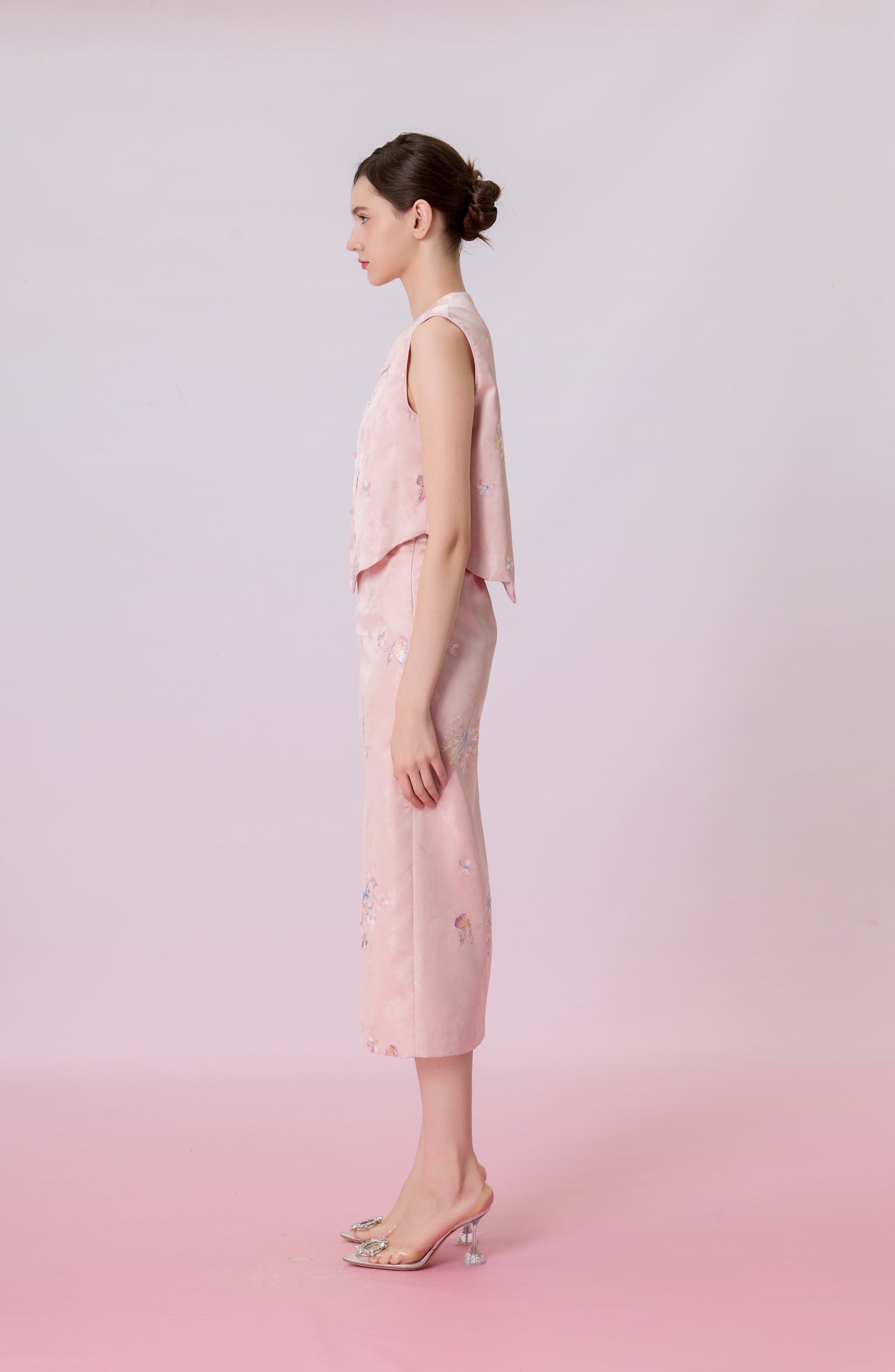 Jewel Blush Pink With Embroidery Modern Cheongsam Vest
