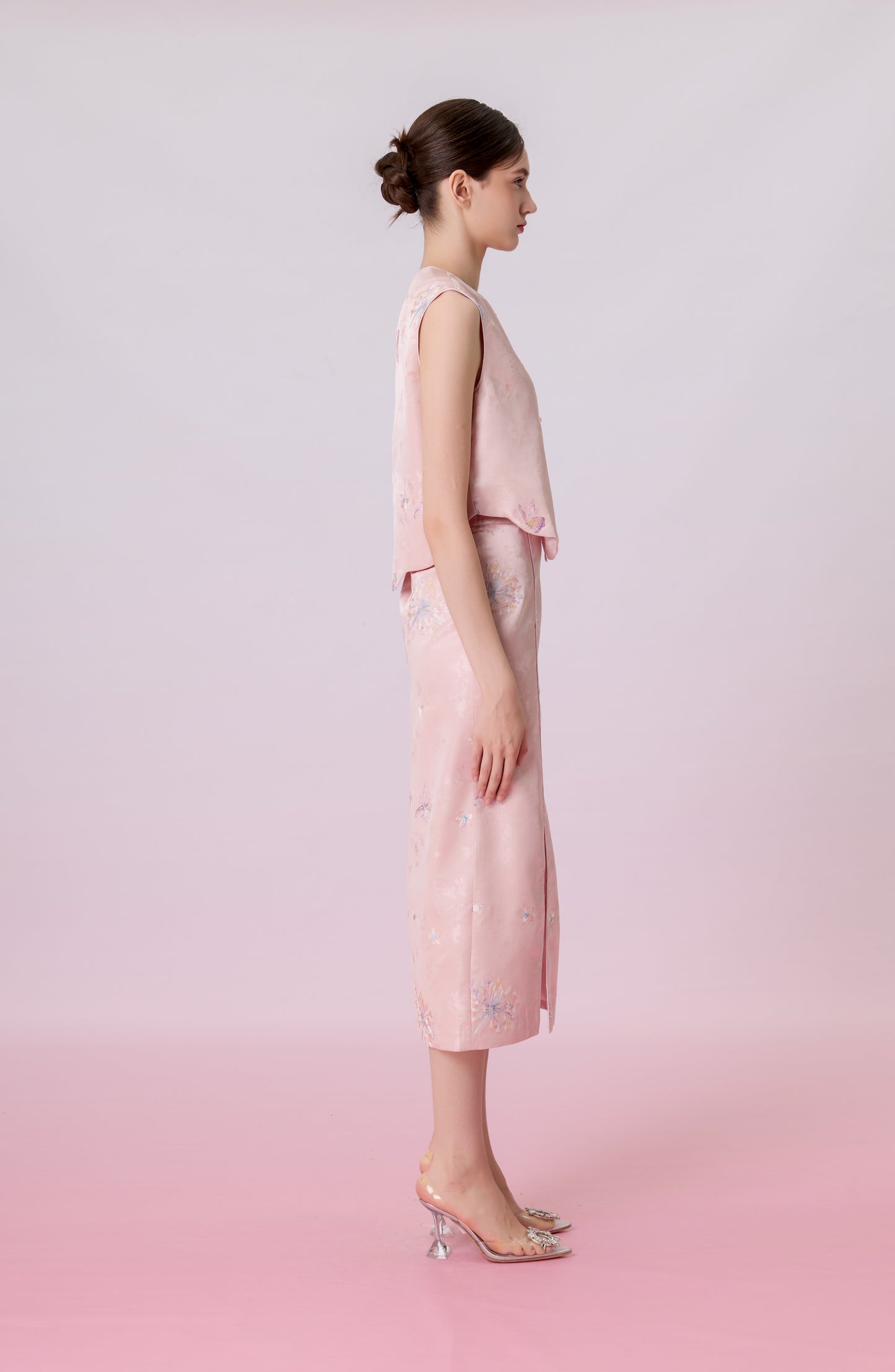 Jewel Blush Pink With Embroidery Modern Cheongsam Vest