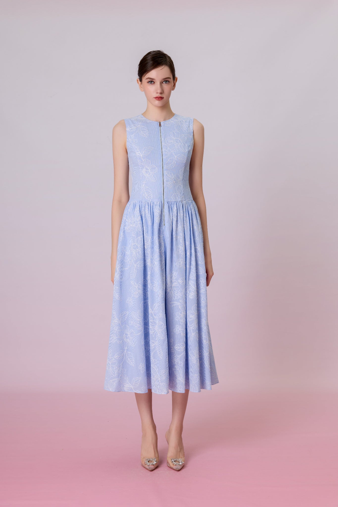 Kallie White Floral Emb In Light Blue Front-Zip Dress - Nimisski