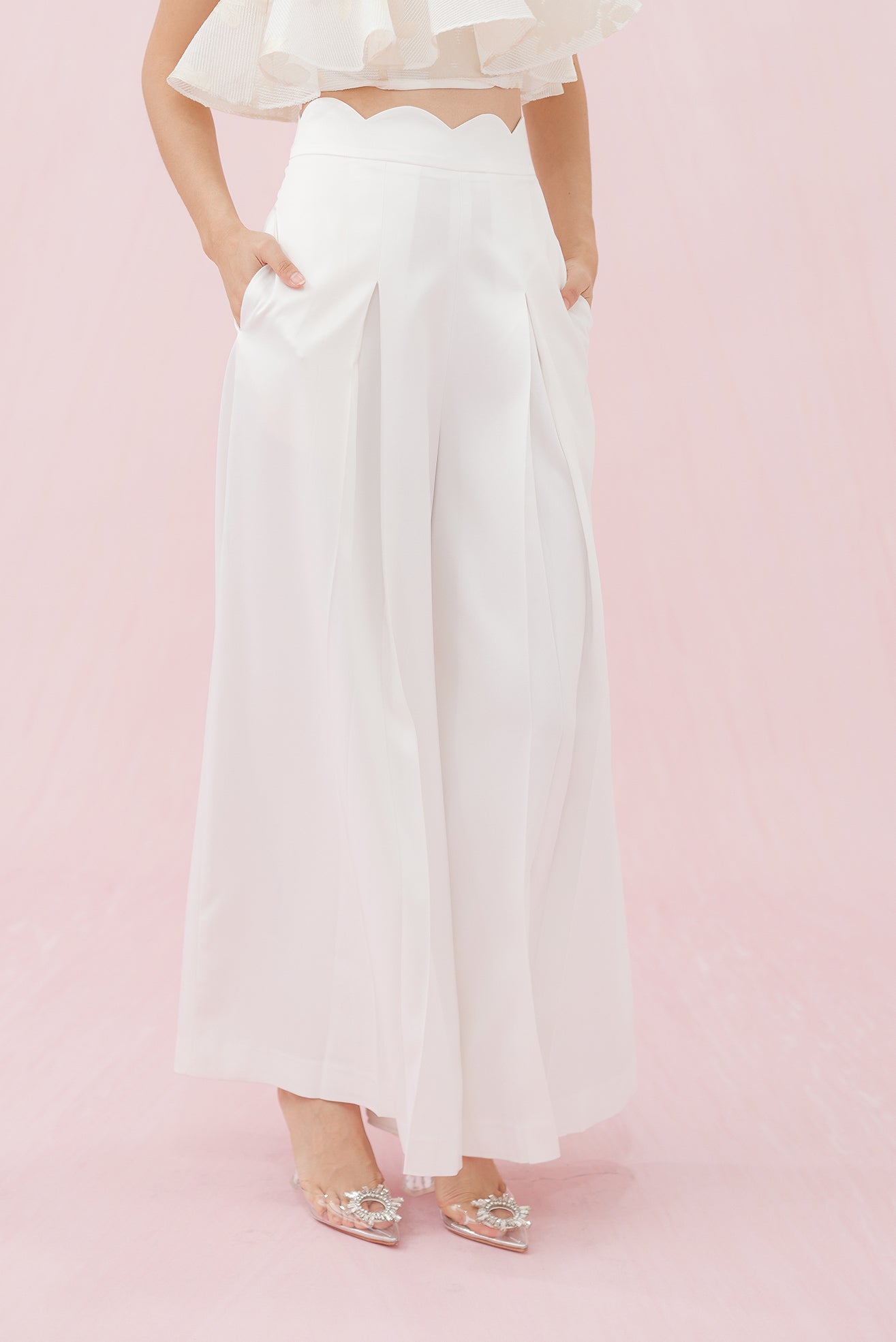Margo White Satin Pleated Pants - Nimisski