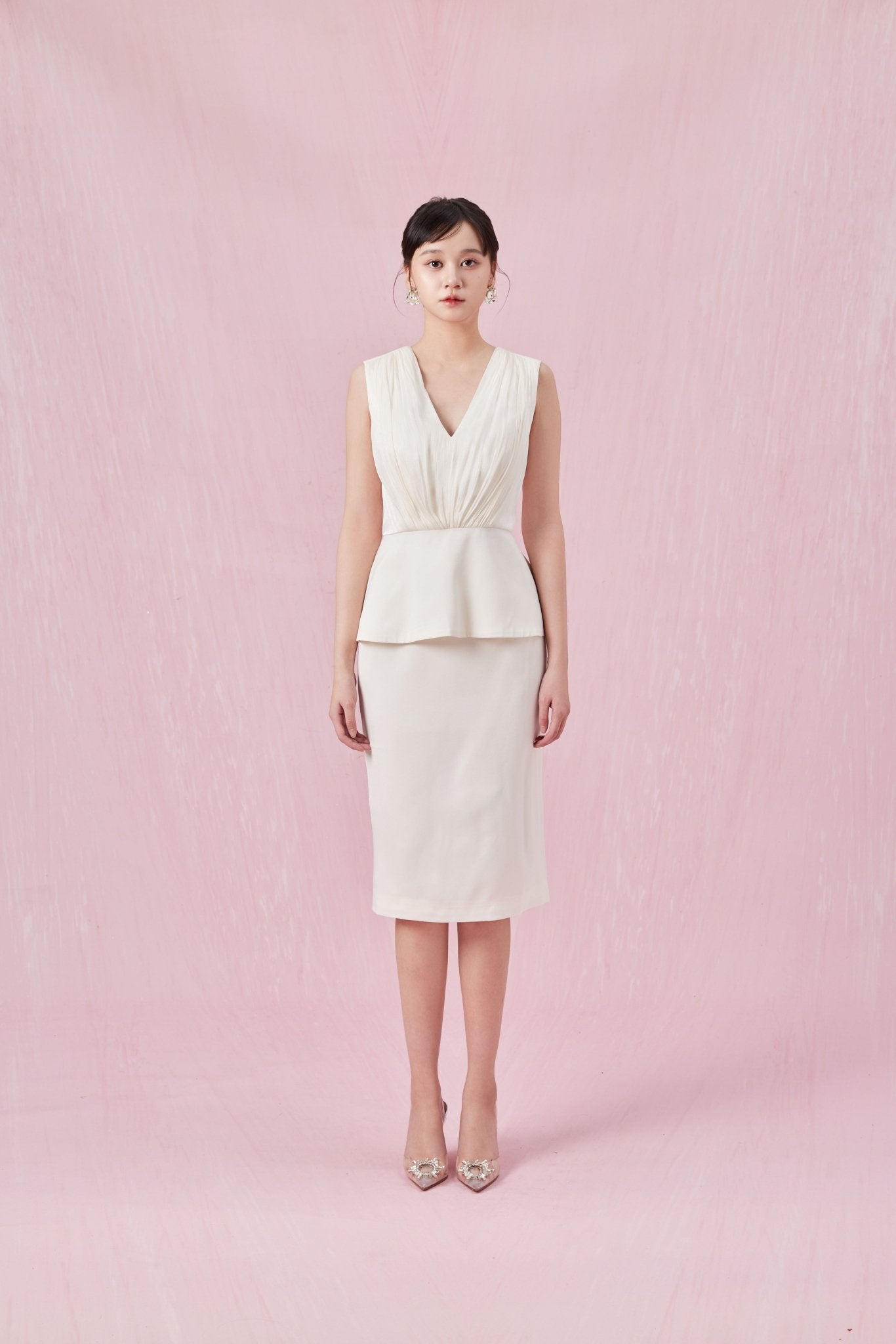 Chantea Cream V - Neck Sleeveless Top - Nimisski