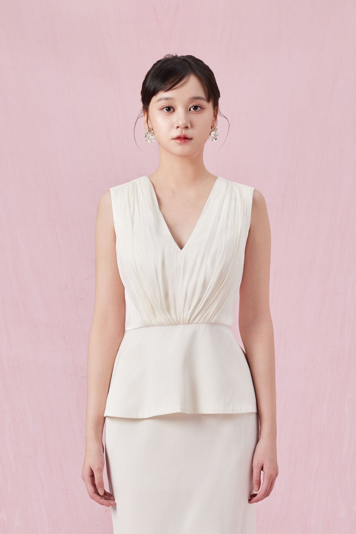 Chantea Cream V - Neck Sleeveless Top - Nimisski