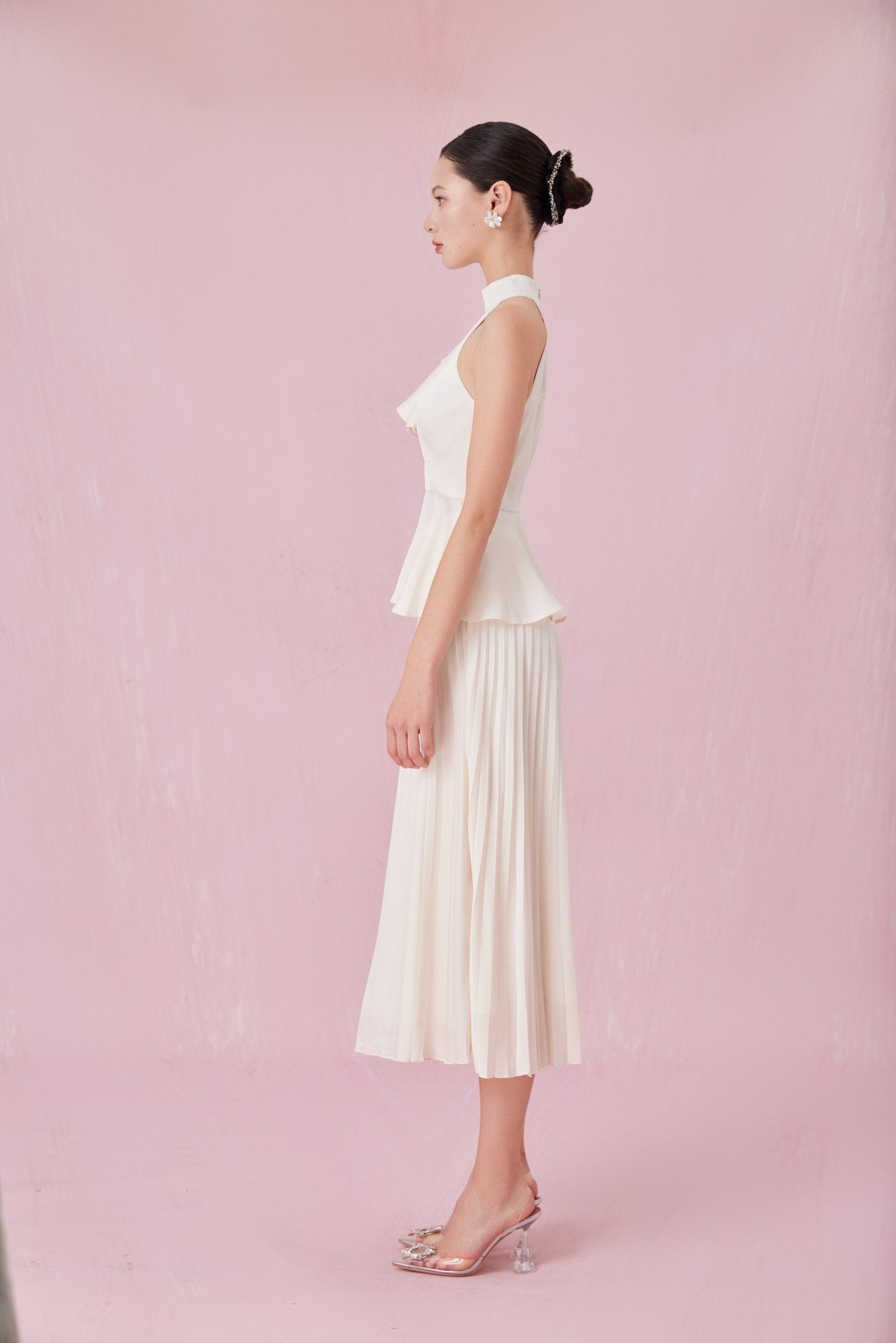 Arlet Cream Pleated A - Line Skirt - Nimisski