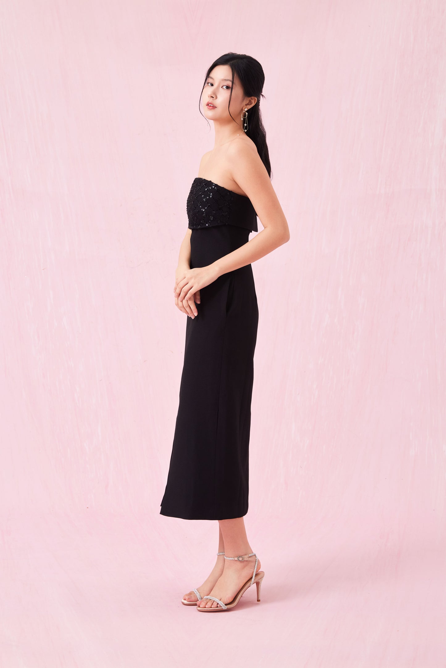 Brier Black Midi Tube Dress