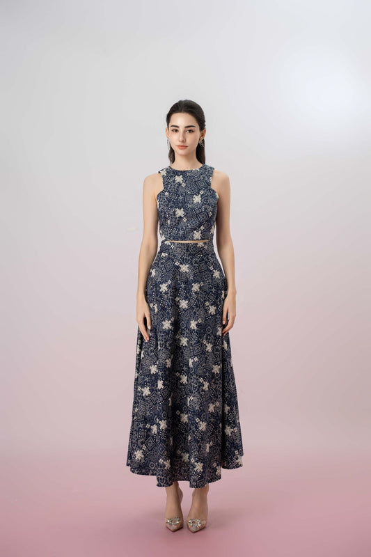 Geah White Print In Navy Sleeveless Top - Nimisski