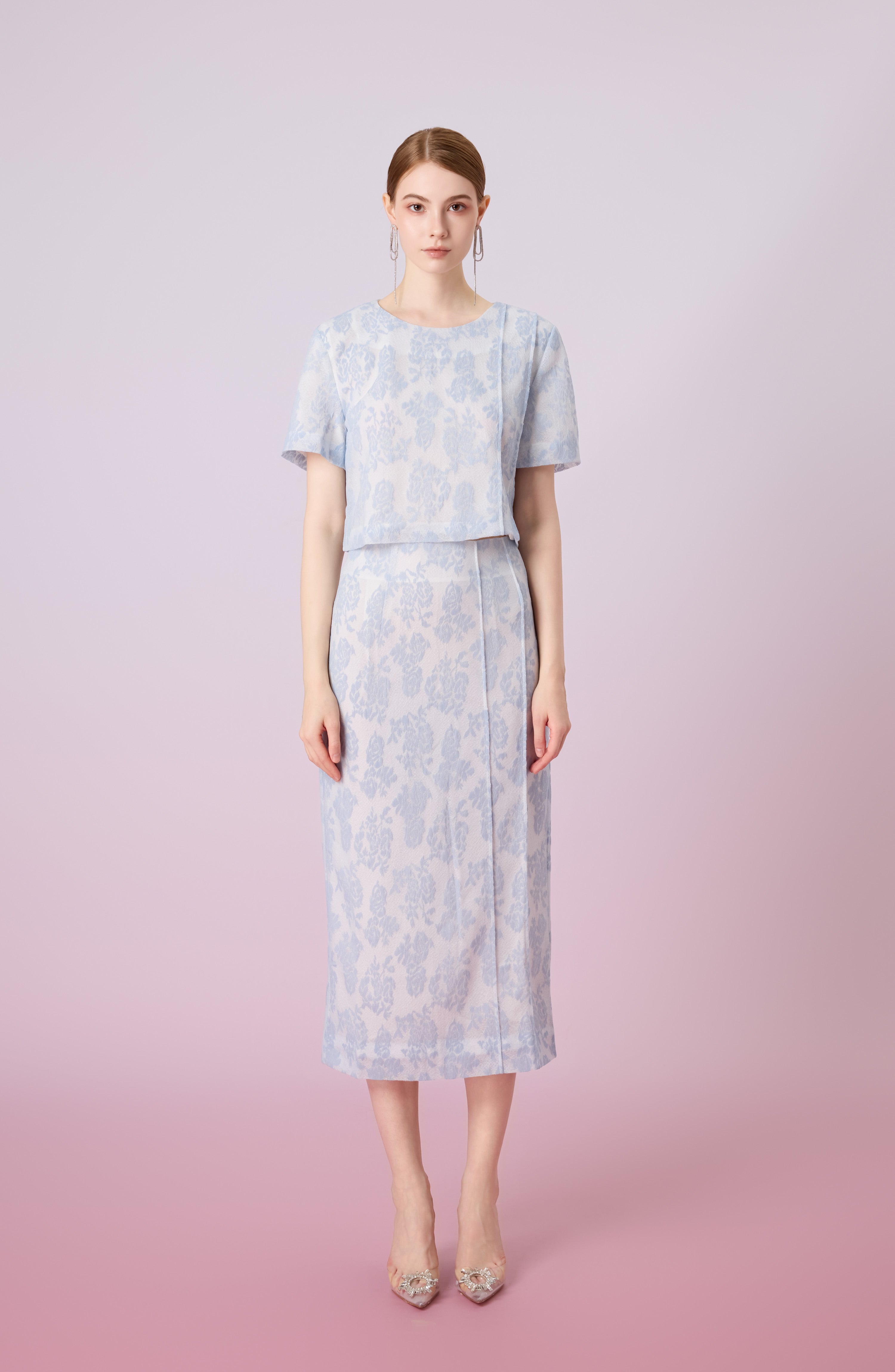 Gaylla Light Blue Rose Print Short Sleeve Top