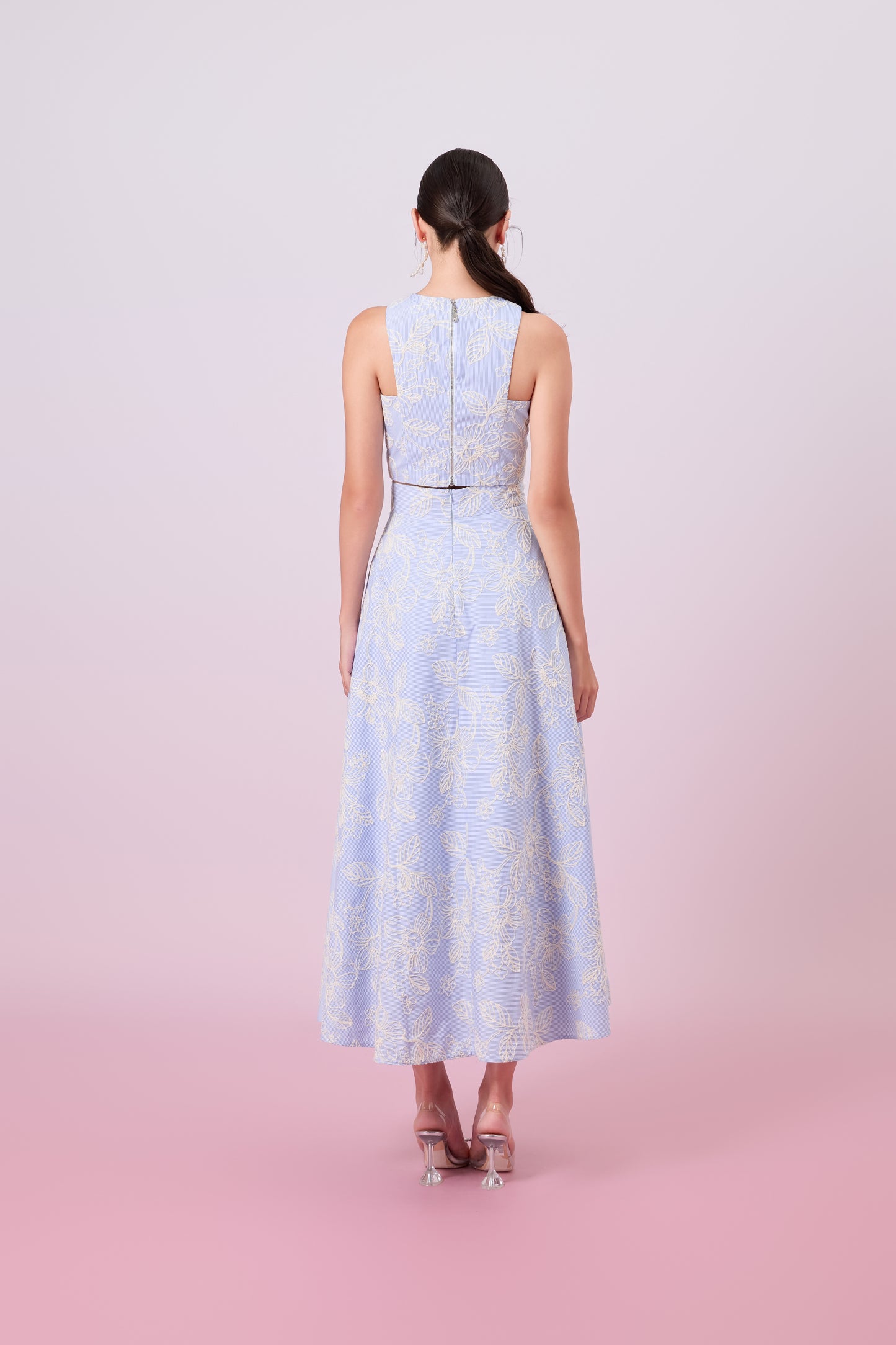 Geah Cream Floral Embroidery In Light Blue Sleeveless Top