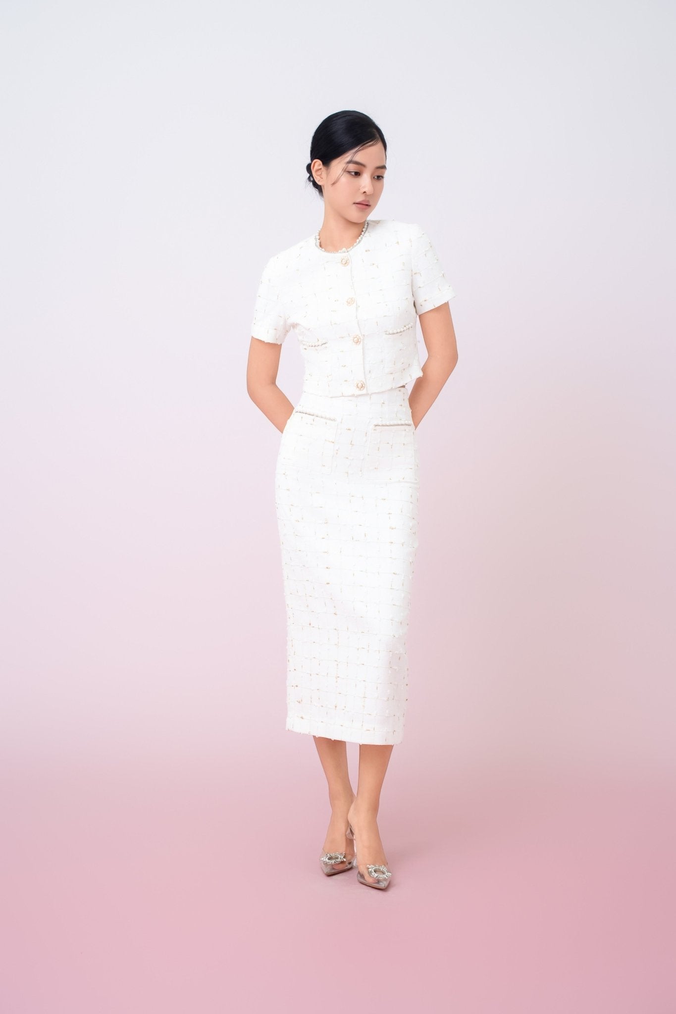 Jackqueline White Tweed With Gold Threads Pencil Skirt - Nimisski
