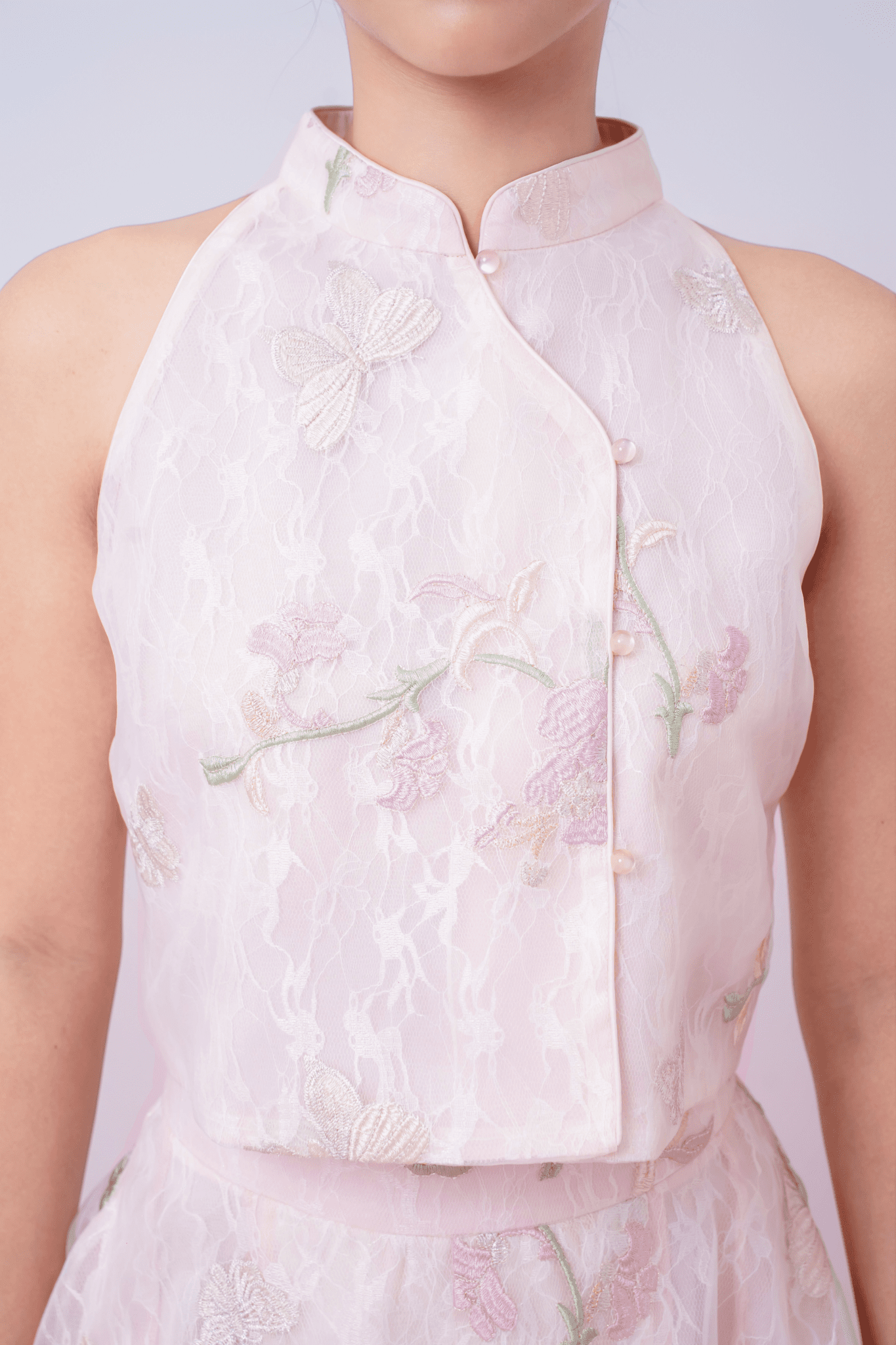 Galiena Light Pink Floral Embroidery Cheongsam Top - Nimisski