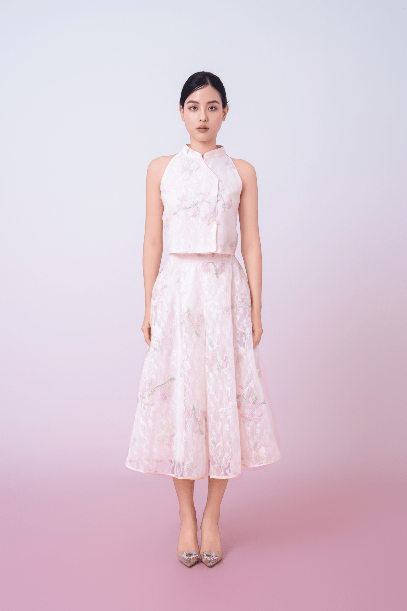 Galiena Light Pink Floral Embroidery Cheongsam Top - Nimisski