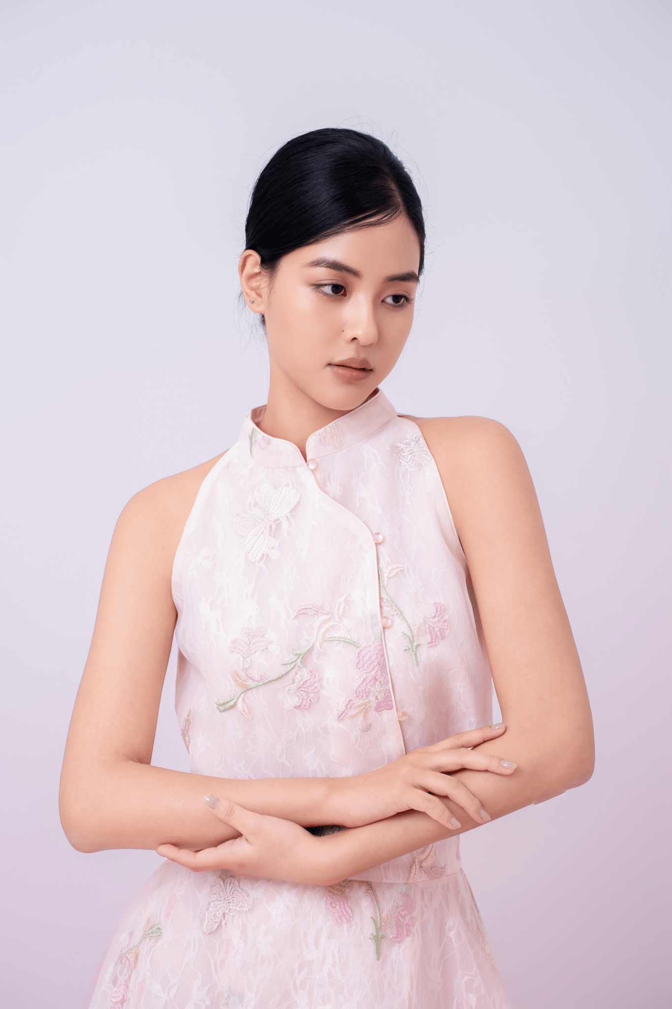 Galiena Light Pink Floral Embroidery Cheongsam Top - Nimisski