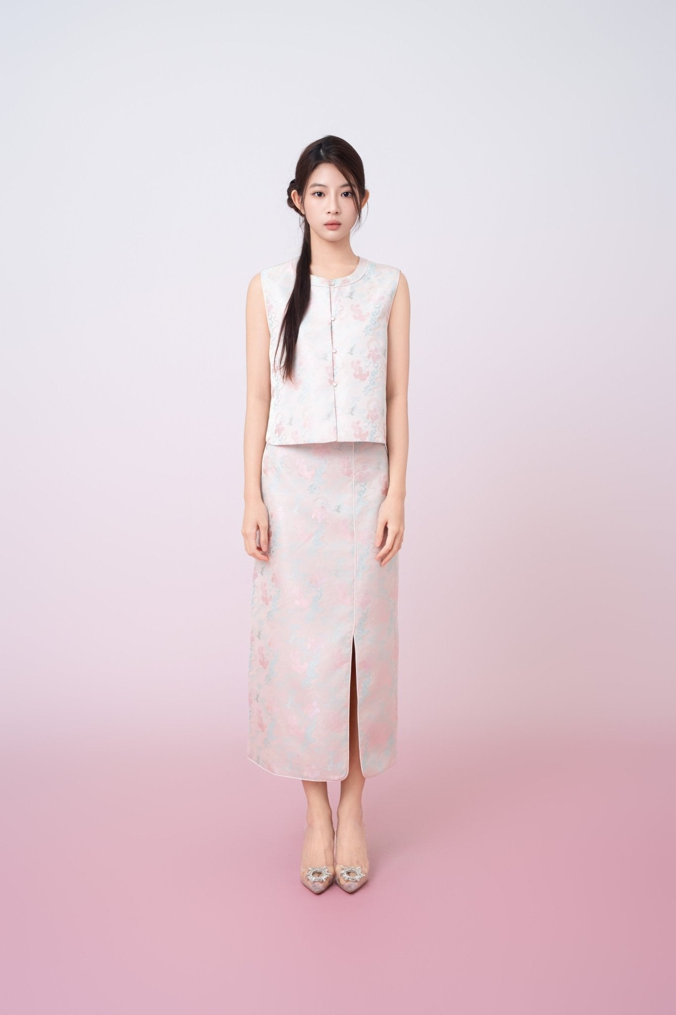 Joelin Floral Print In Blush Pink Jacquard Pencil Skirt - Nimisski