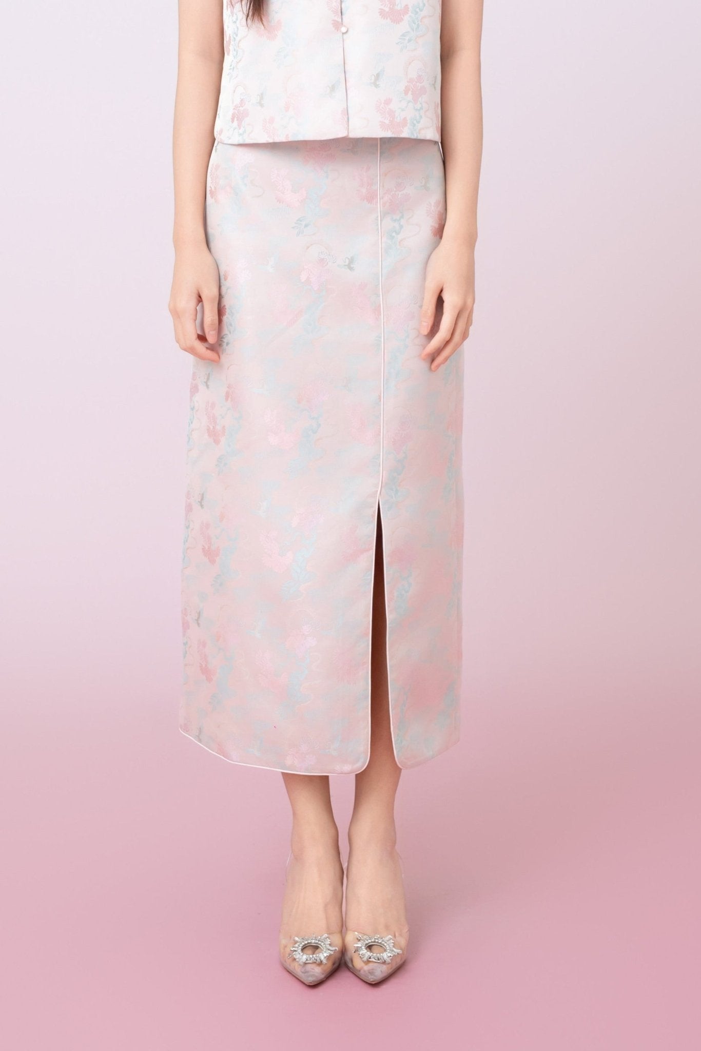 Joelin Floral Print In Blush Pink Jacquard Pencil Skirt - Nimisski