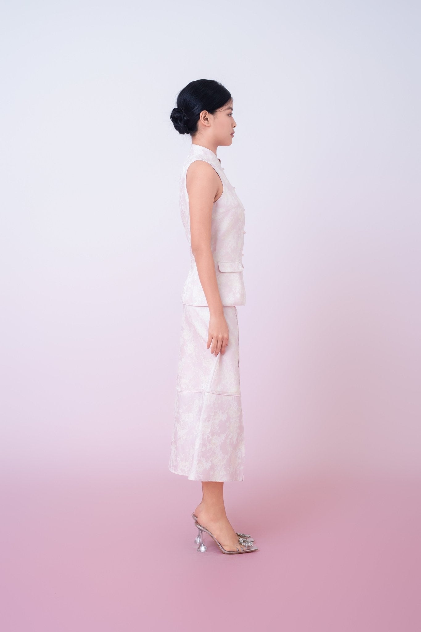 Joela Light Pink Jacquard With Cream Floral Cheongsam Top - Nimisski