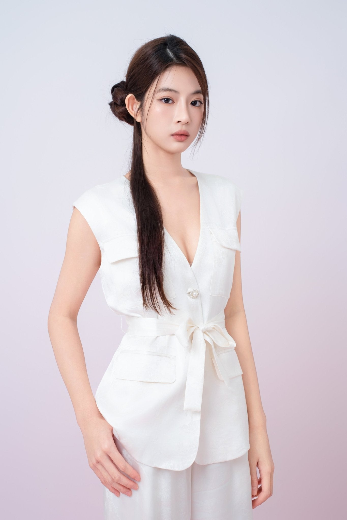 Kamryn Ivory Jacquard Sleeveless Vest Top - Nimisski