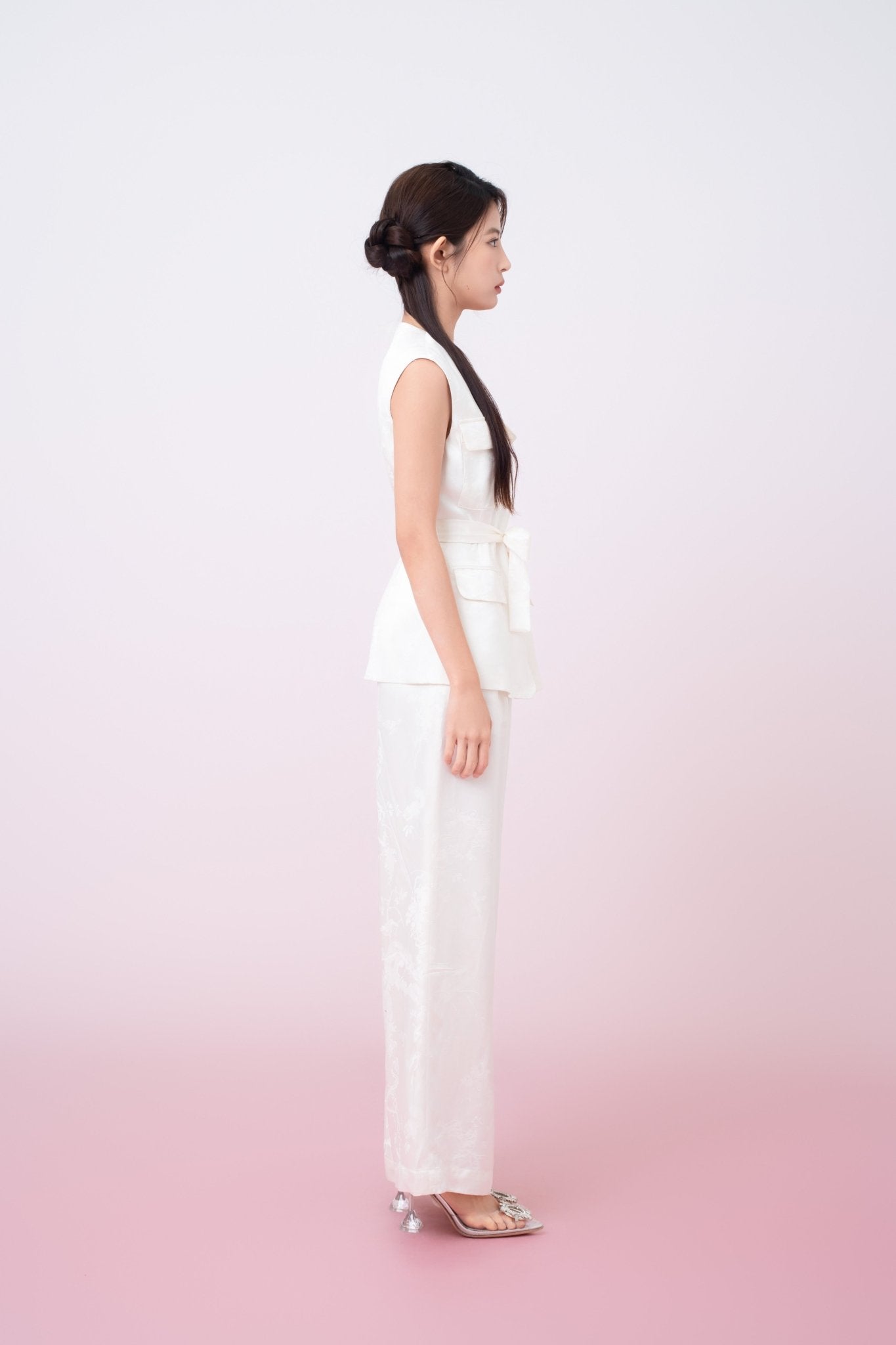 Kamryn Ivory Jacquard Sleeveless Vest Top - Nimisski